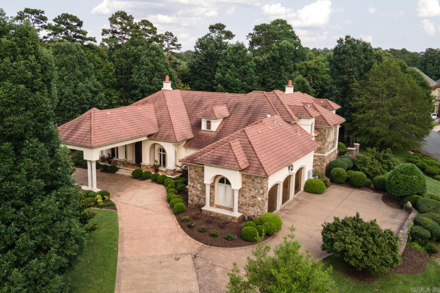 CHENAL VALLEY SOLOGNE CIRCLE - Residential
