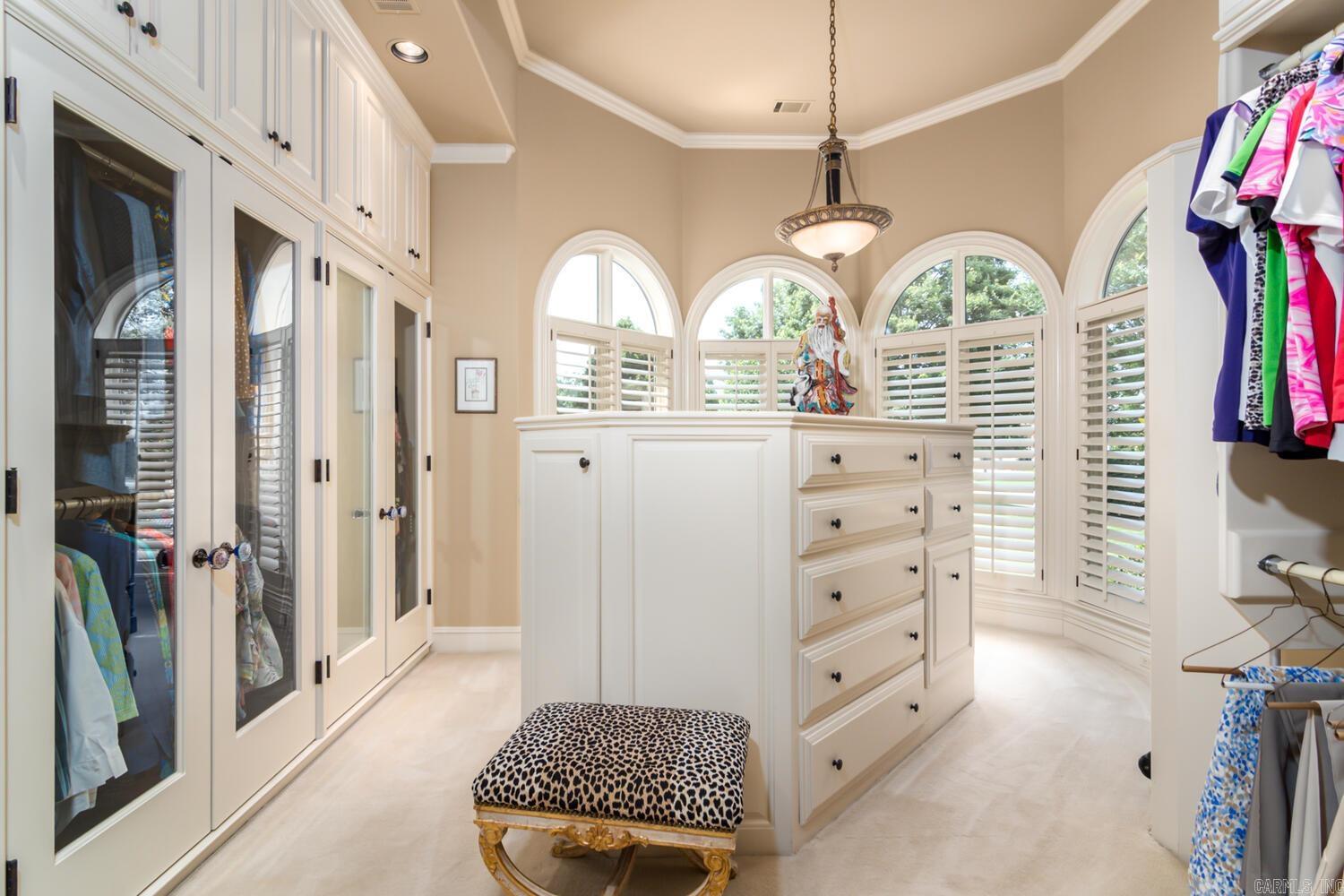 CHENAL VALLEY SOLOGNE CIRCLE - Residential