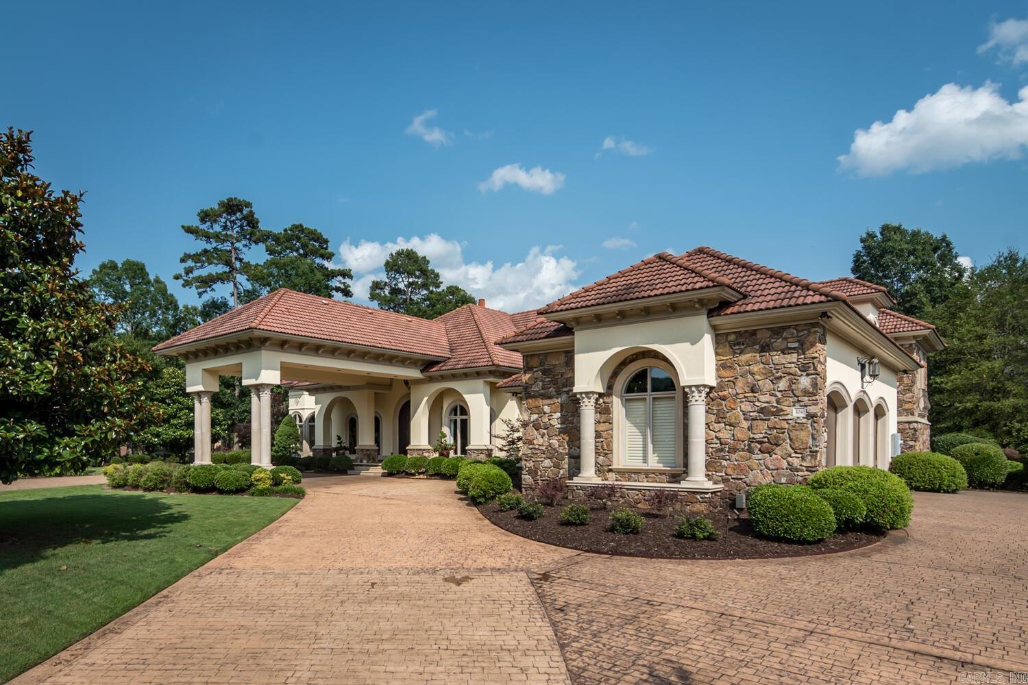 CHENAL VALLEY SOLOGNE CIRCLE - Residential