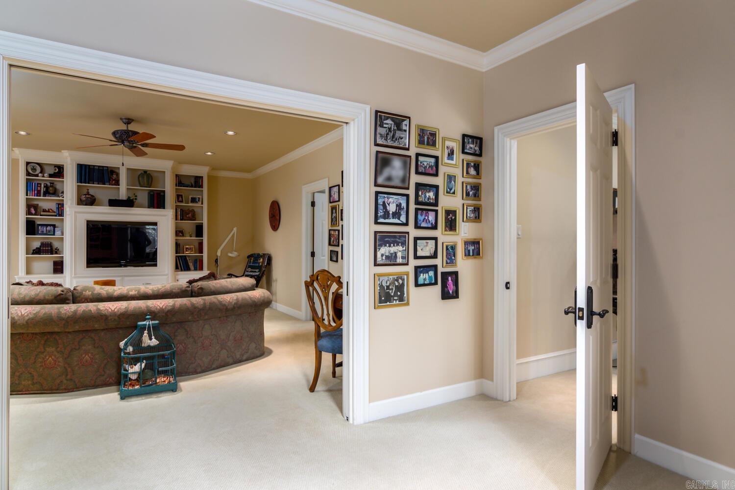 CHENAL VALLEY SOLOGNE CIRCLE - Residential