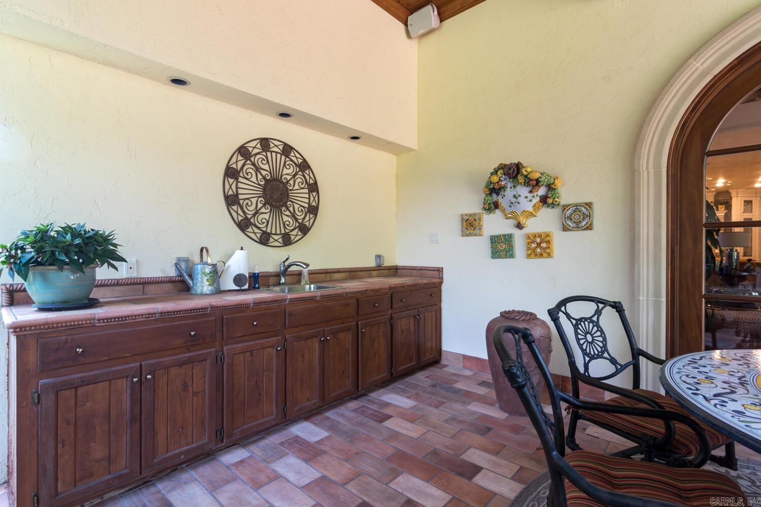 CHENAL VALLEY SOLOGNE CIRCLE - Residential