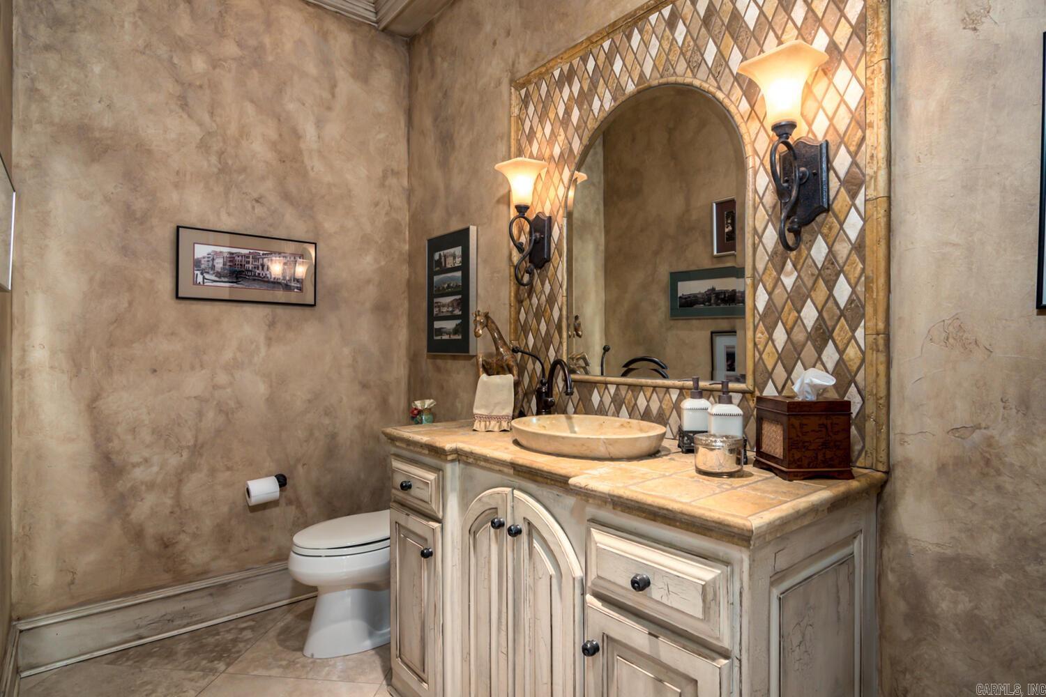 CHENAL VALLEY SOLOGNE CIRCLE - Residential