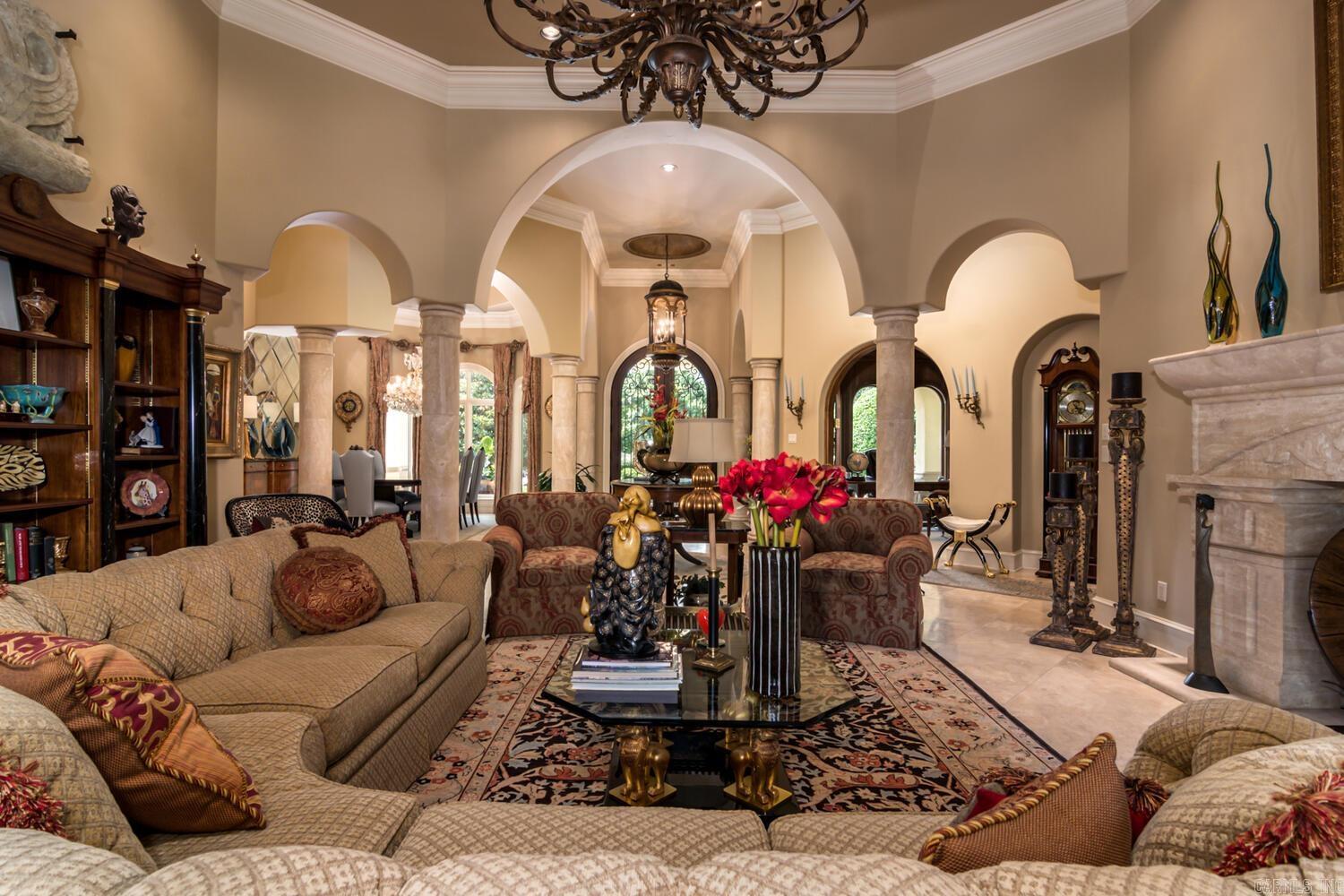 CHENAL VALLEY SOLOGNE CIRCLE - Residential