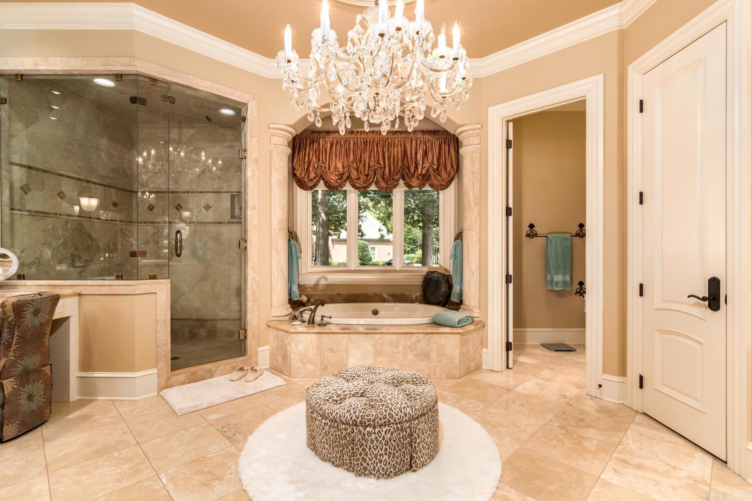 CHENAL VALLEY SOLOGNE CIRCLE - Residential