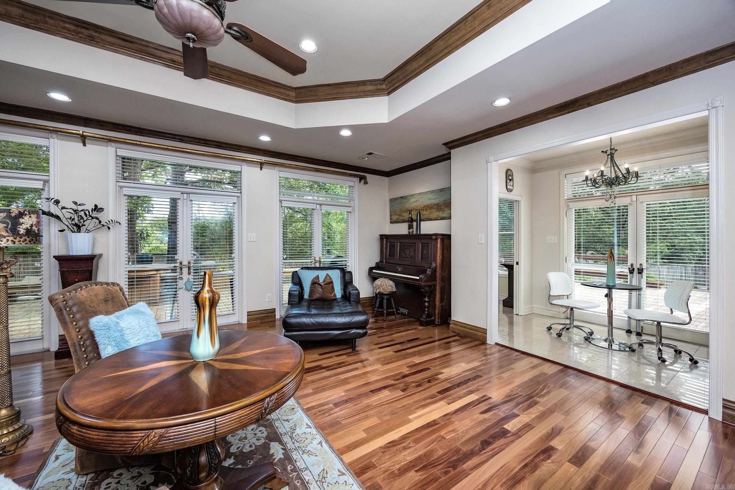 PLEASANT VALLEY ESTATES - Residential