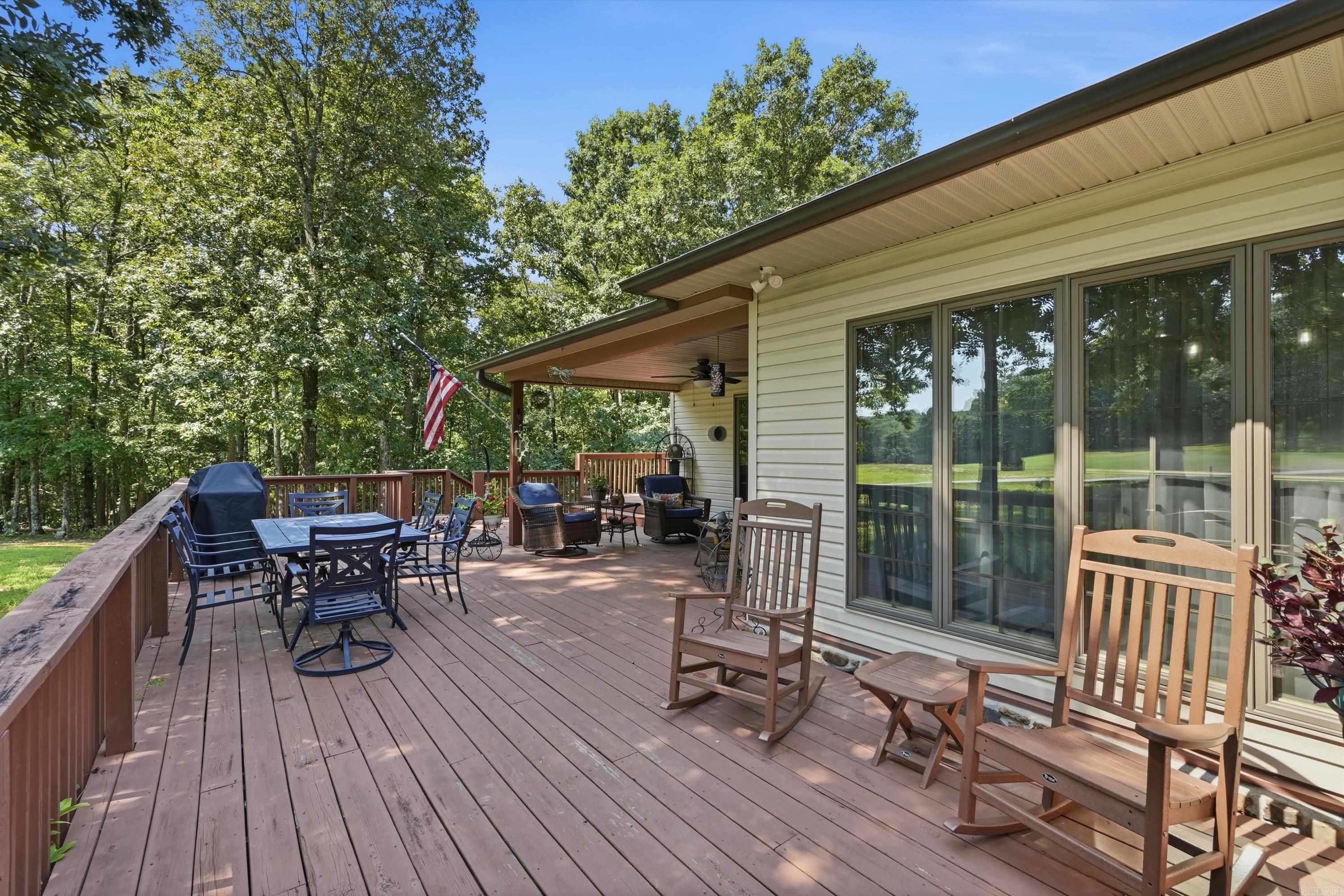 CASTLE RIDGE - Residential