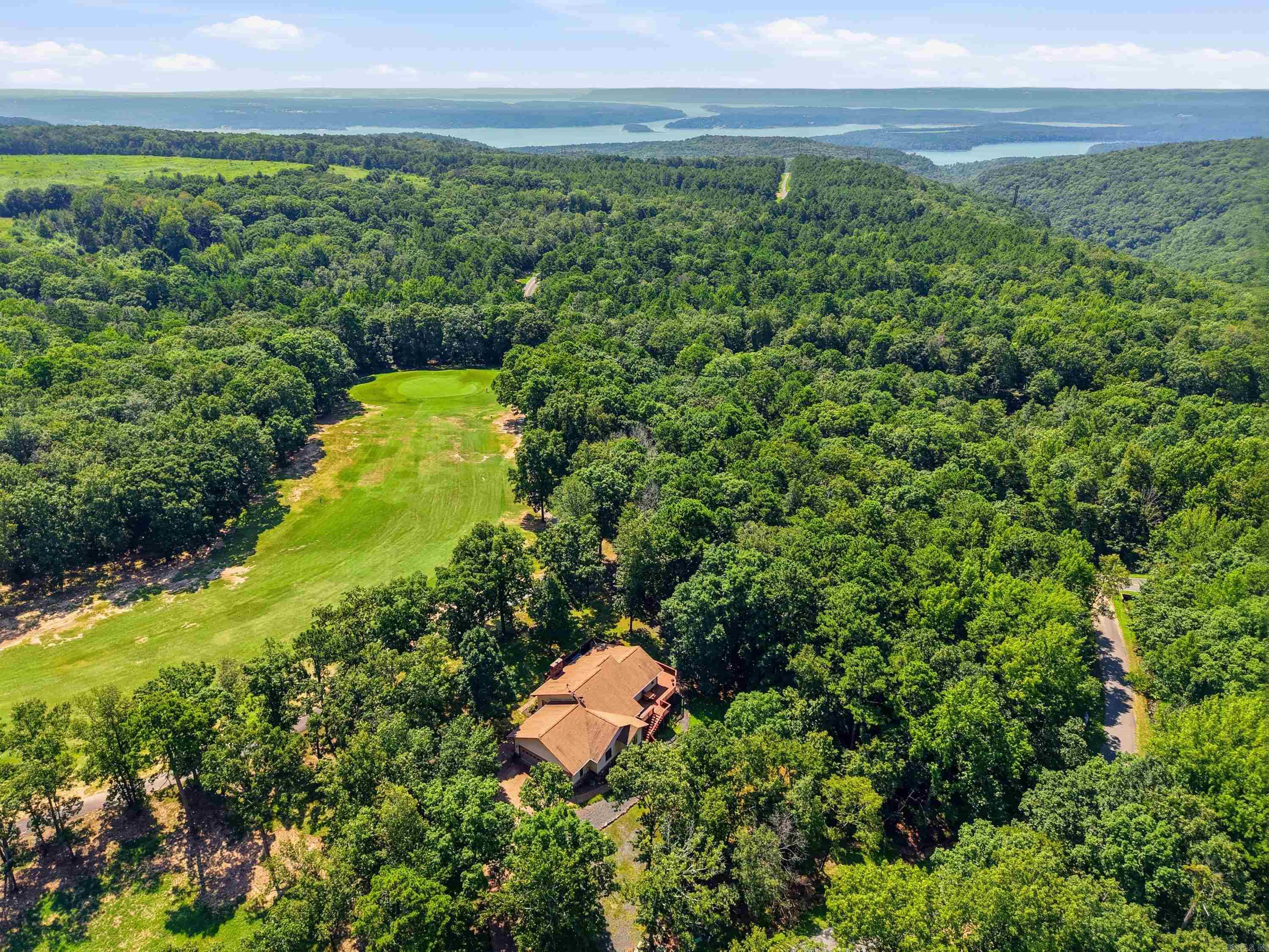 CASTLE RIDGE - Residential
