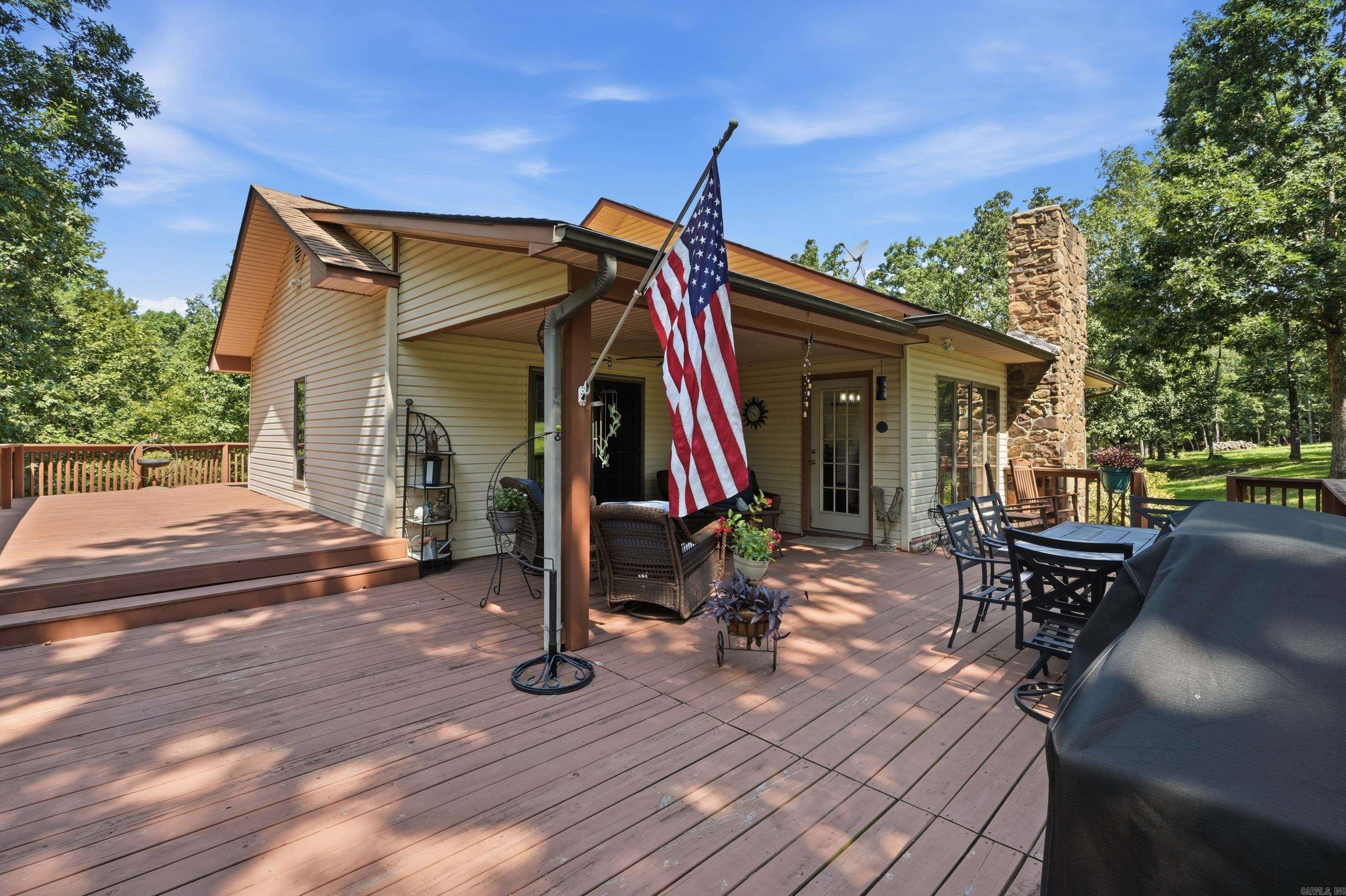 CASTLE RIDGE - Residential