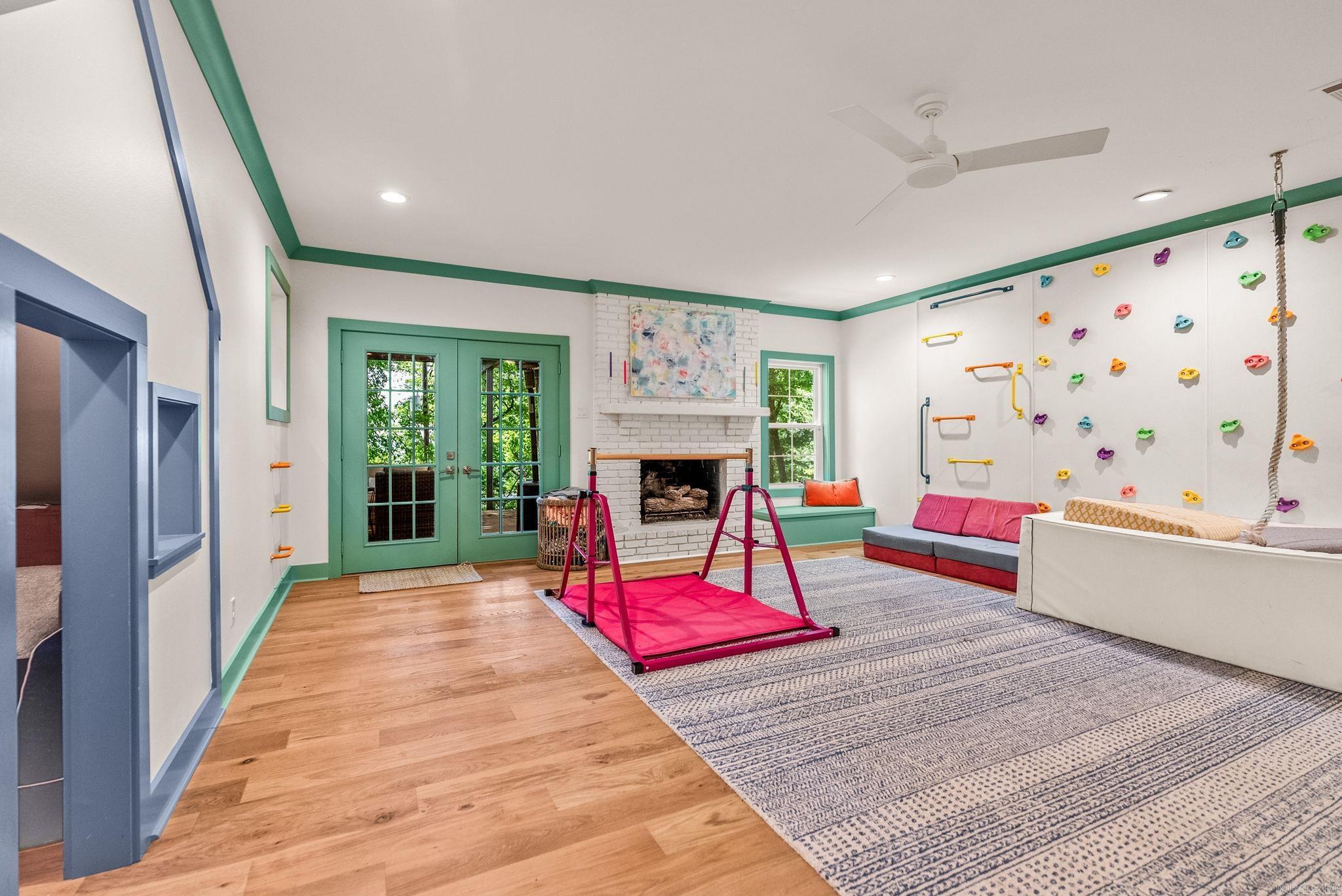 PROSPECT TERRACE - Residential