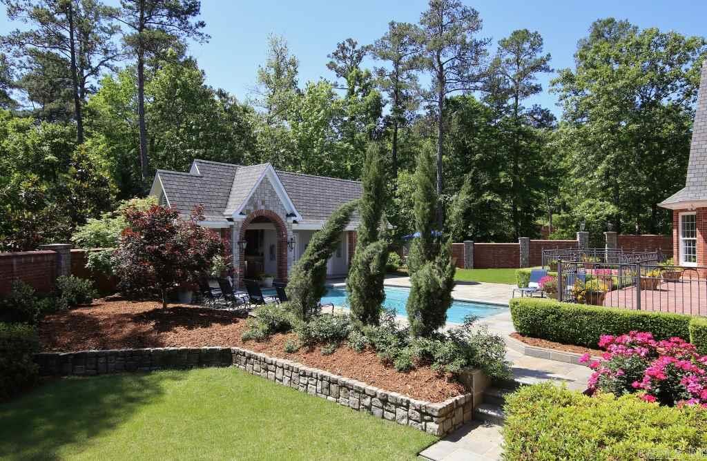CHENAL VALLEY THE ESTATES - Residential