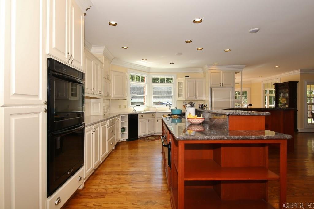 CHENAL VALLEY THE ESTATES - Residential