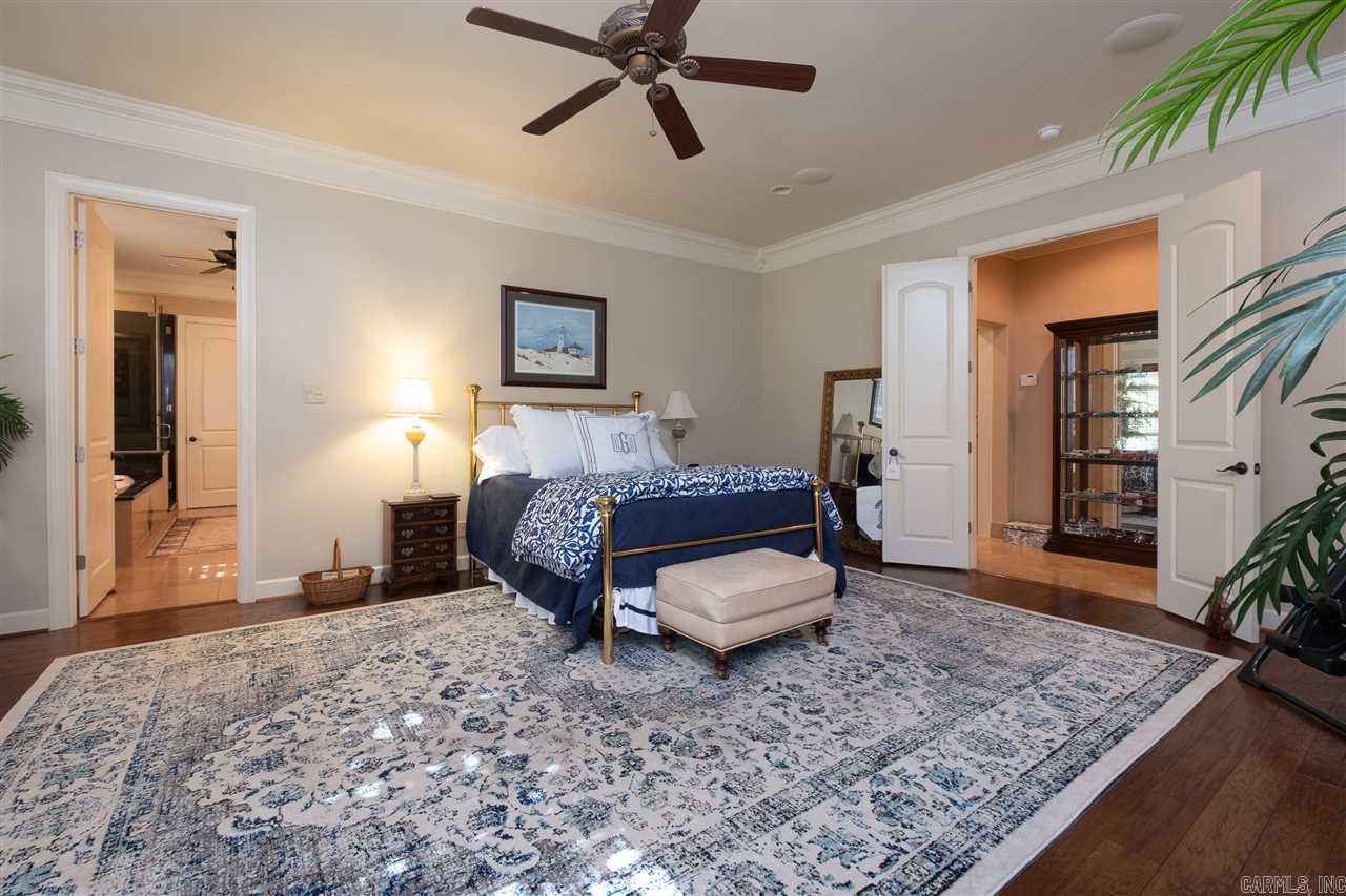 CHENAL DOWNS - Residential