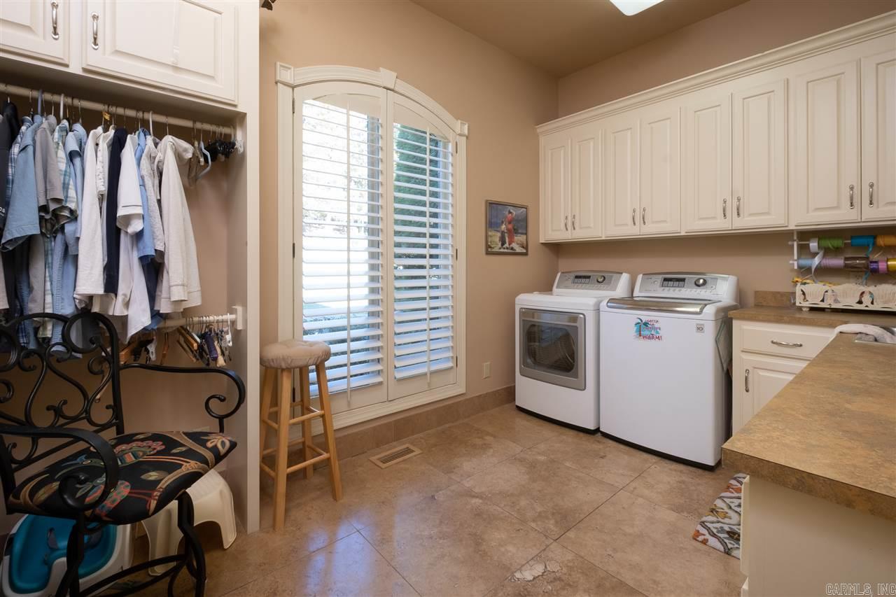 CHENAL DOWNS - Residential