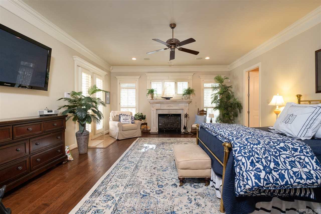 CHENAL DOWNS - Residential