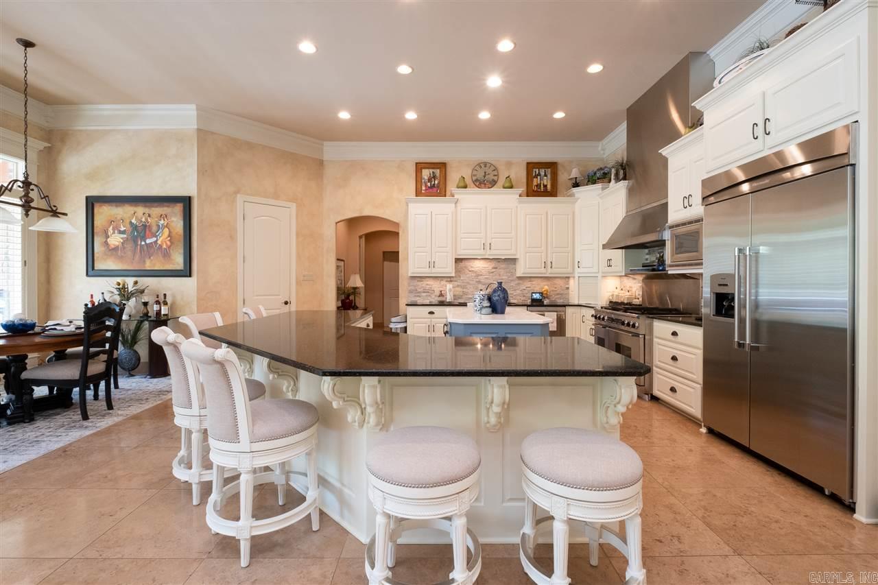 CHENAL DOWNS - Residential