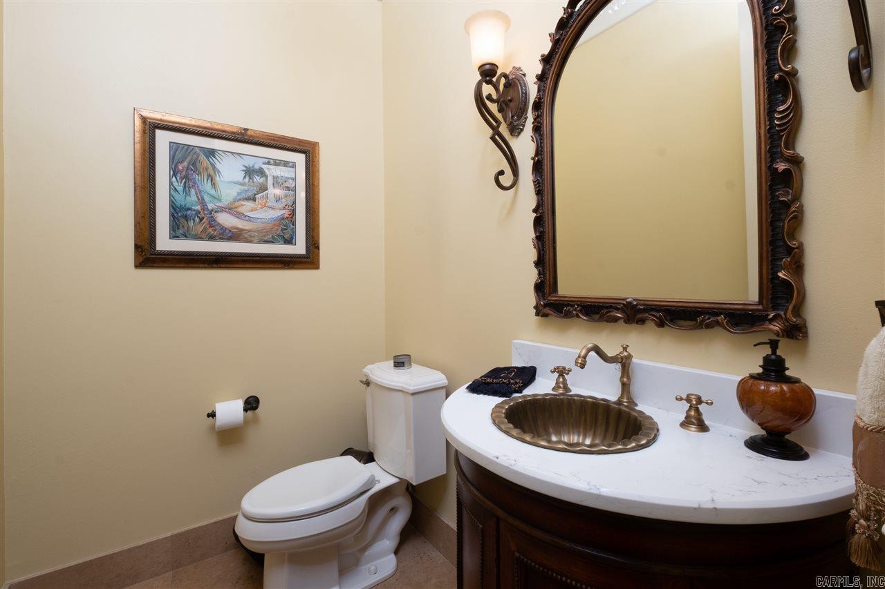 CHENAL DOWNS - Residential