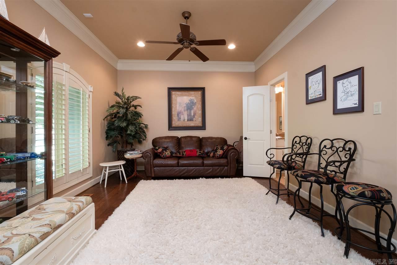CHENAL DOWNS - Residential