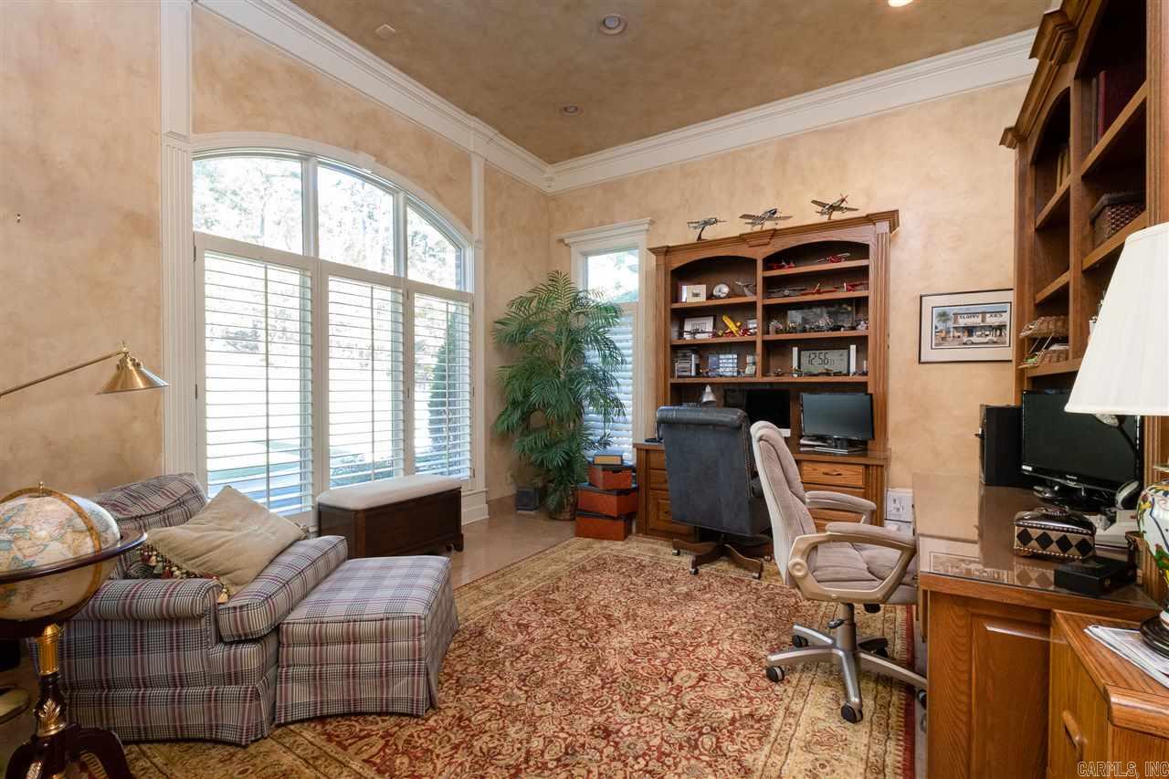 CHENAL DOWNS - Residential