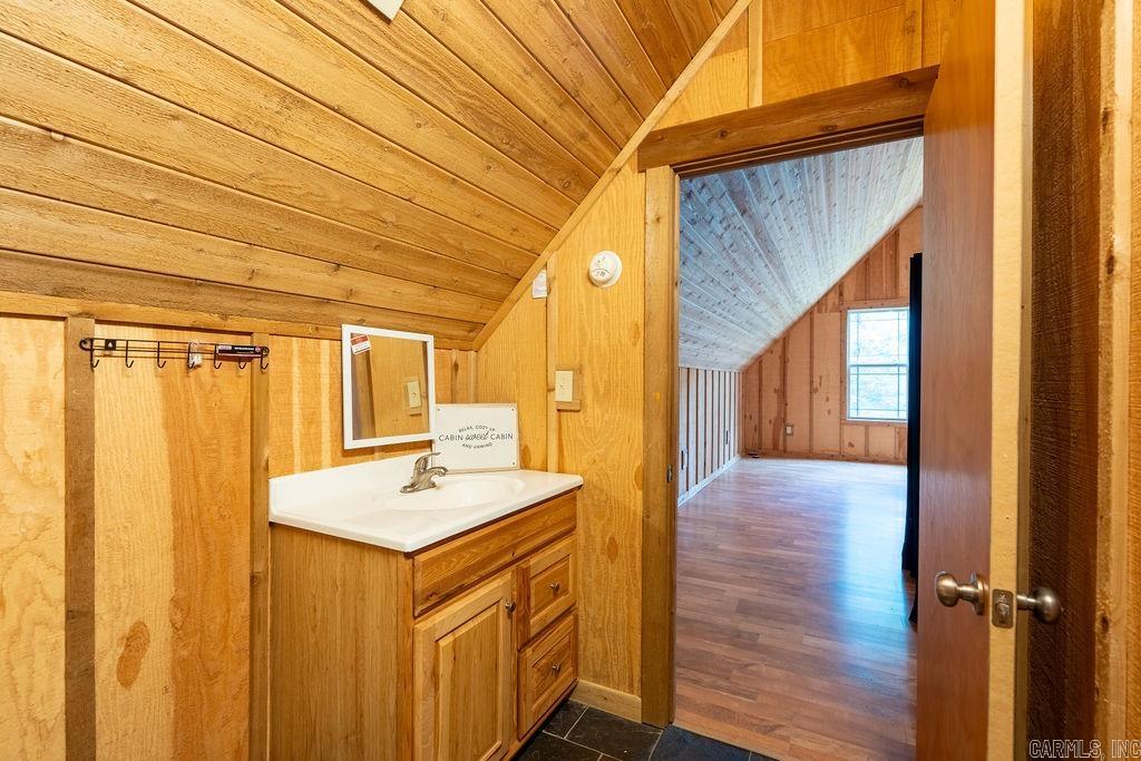 HILLTOP PLACE - COVE CREEK - Residential
