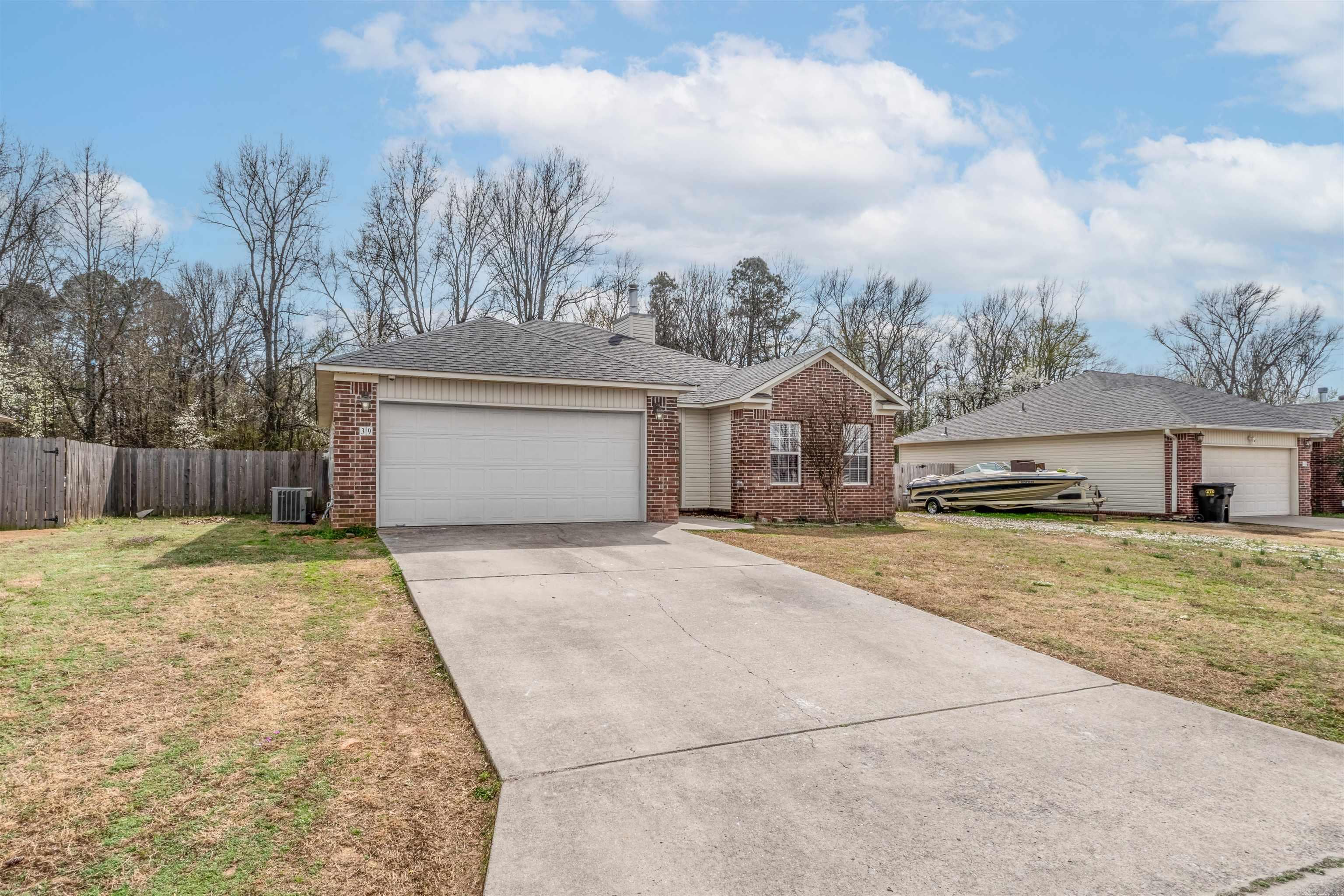 WILLOW LAKE - Residential