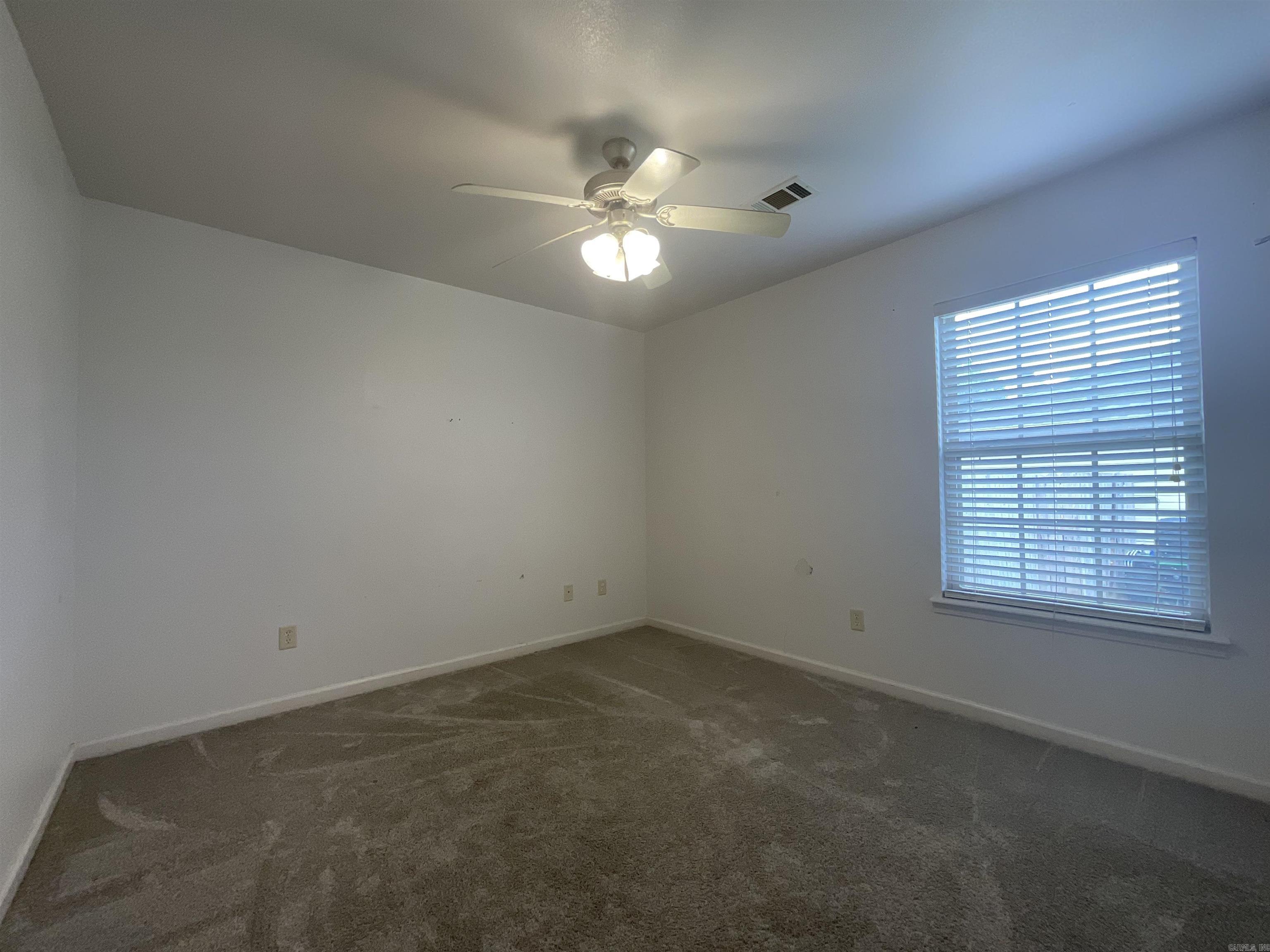 WILLOW LAKE - Residential