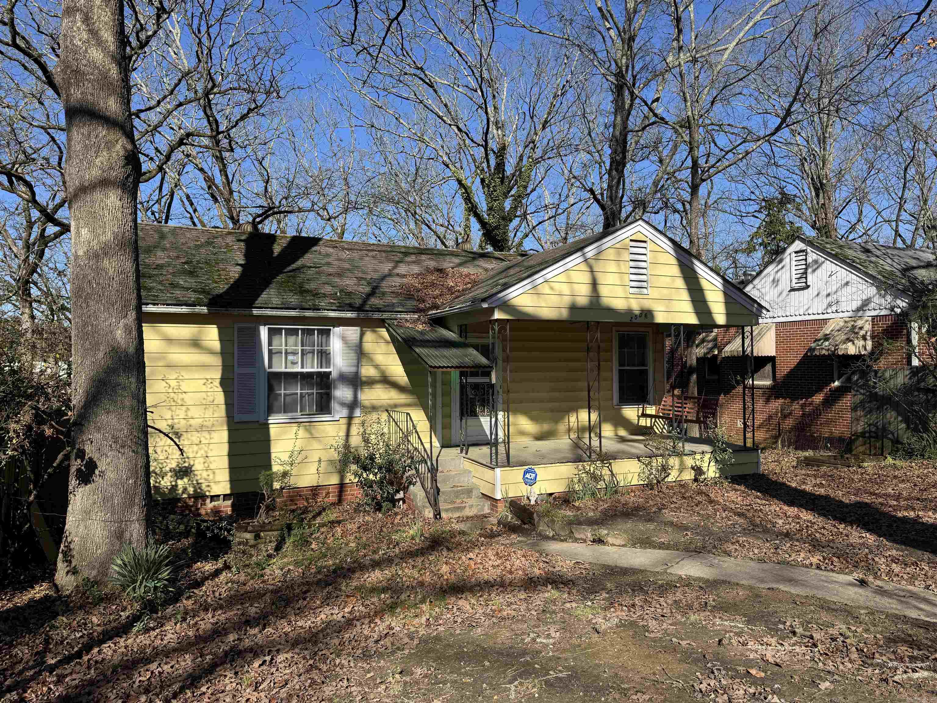 CHERRY & COX - Residential