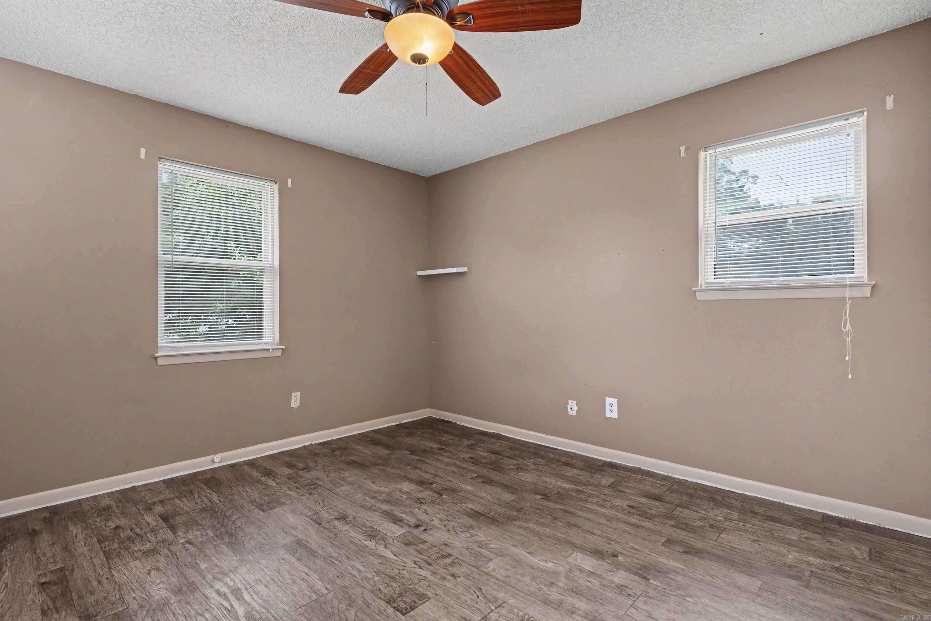 BLOOMFIELD HILLS - Residential