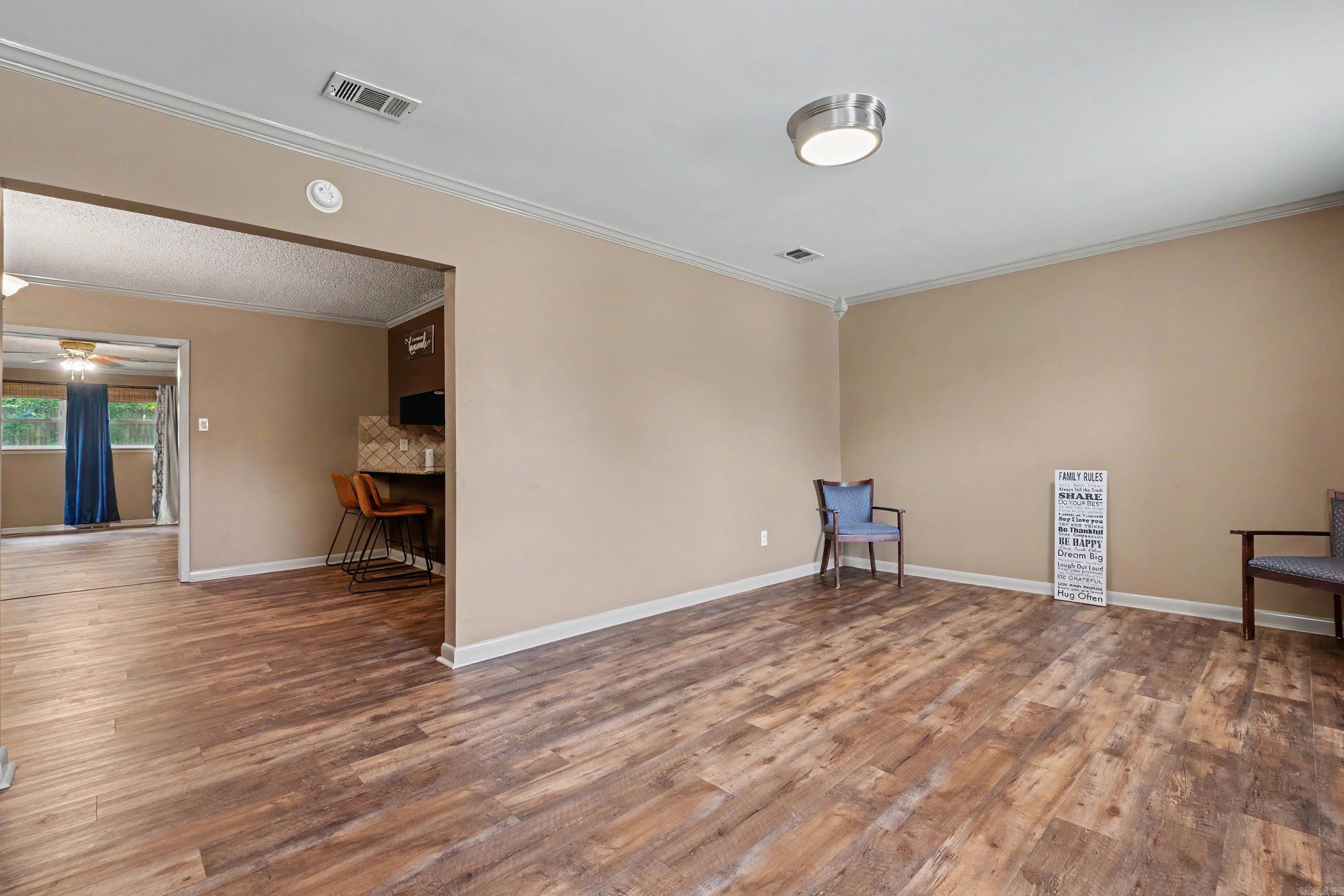 BLOOMFIELD HILLS - Residential