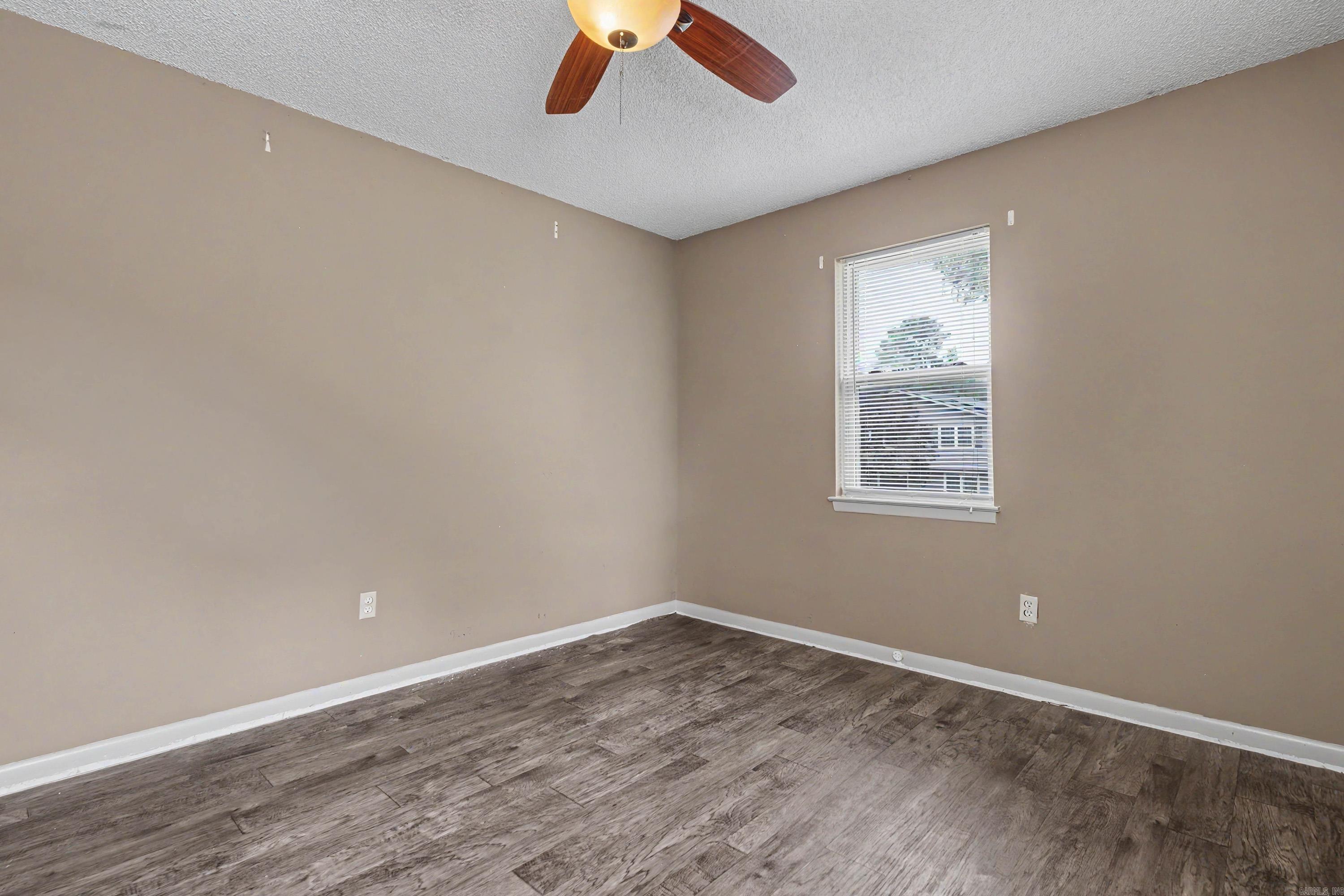 BLOOMFIELD HILLS - Residential
