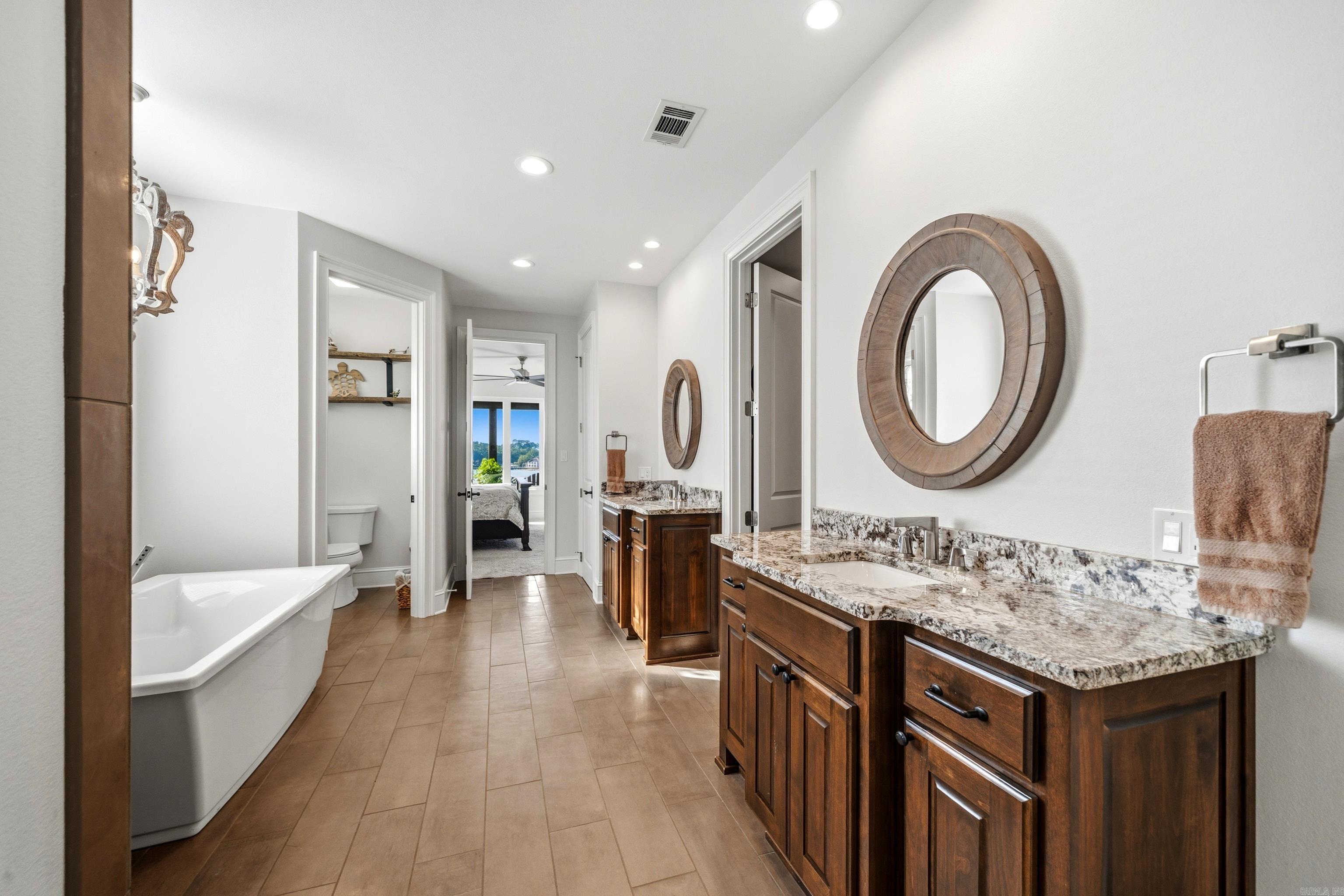 NELSON & BRIAN - Residential