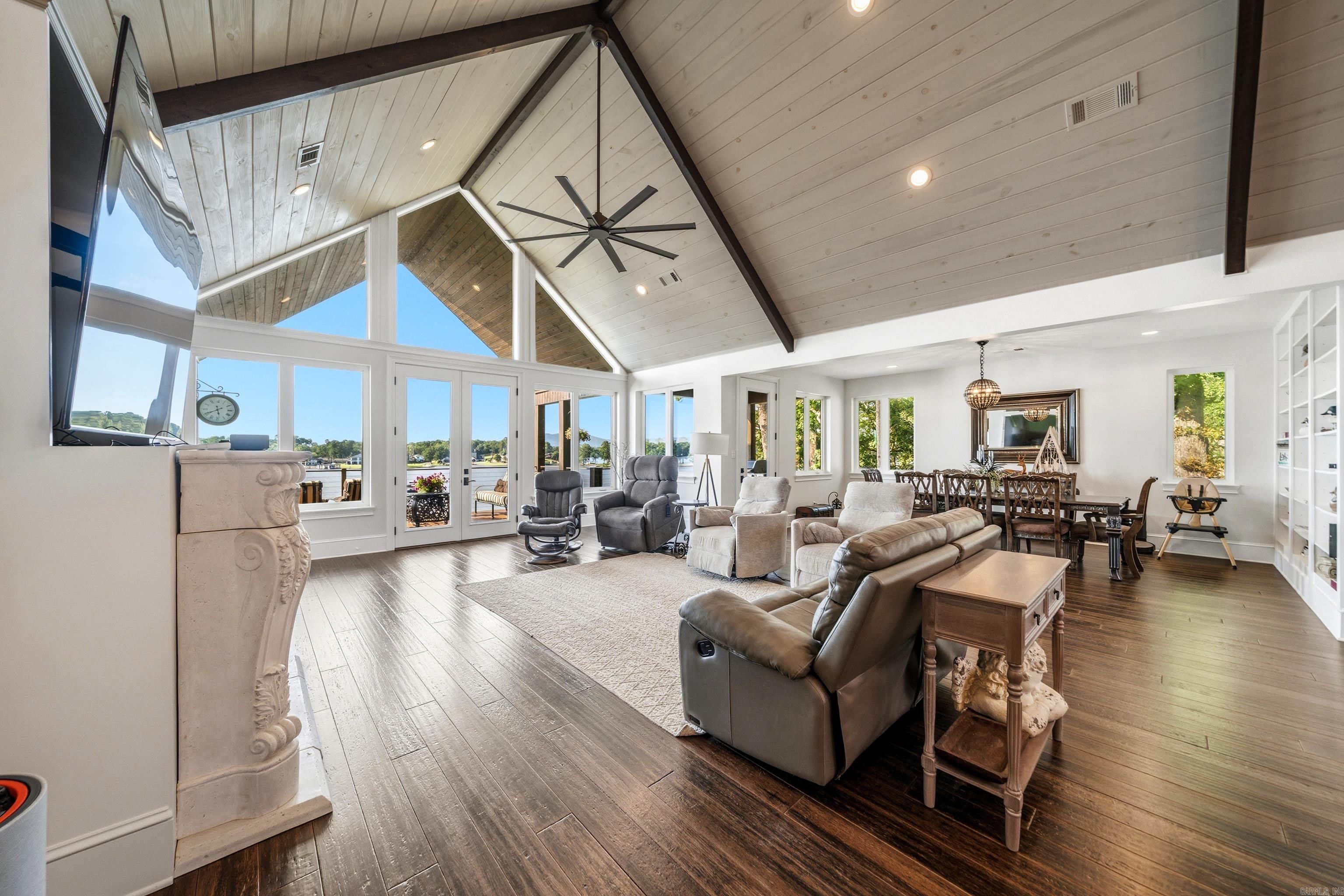 NELSON & BRIAN - Residential