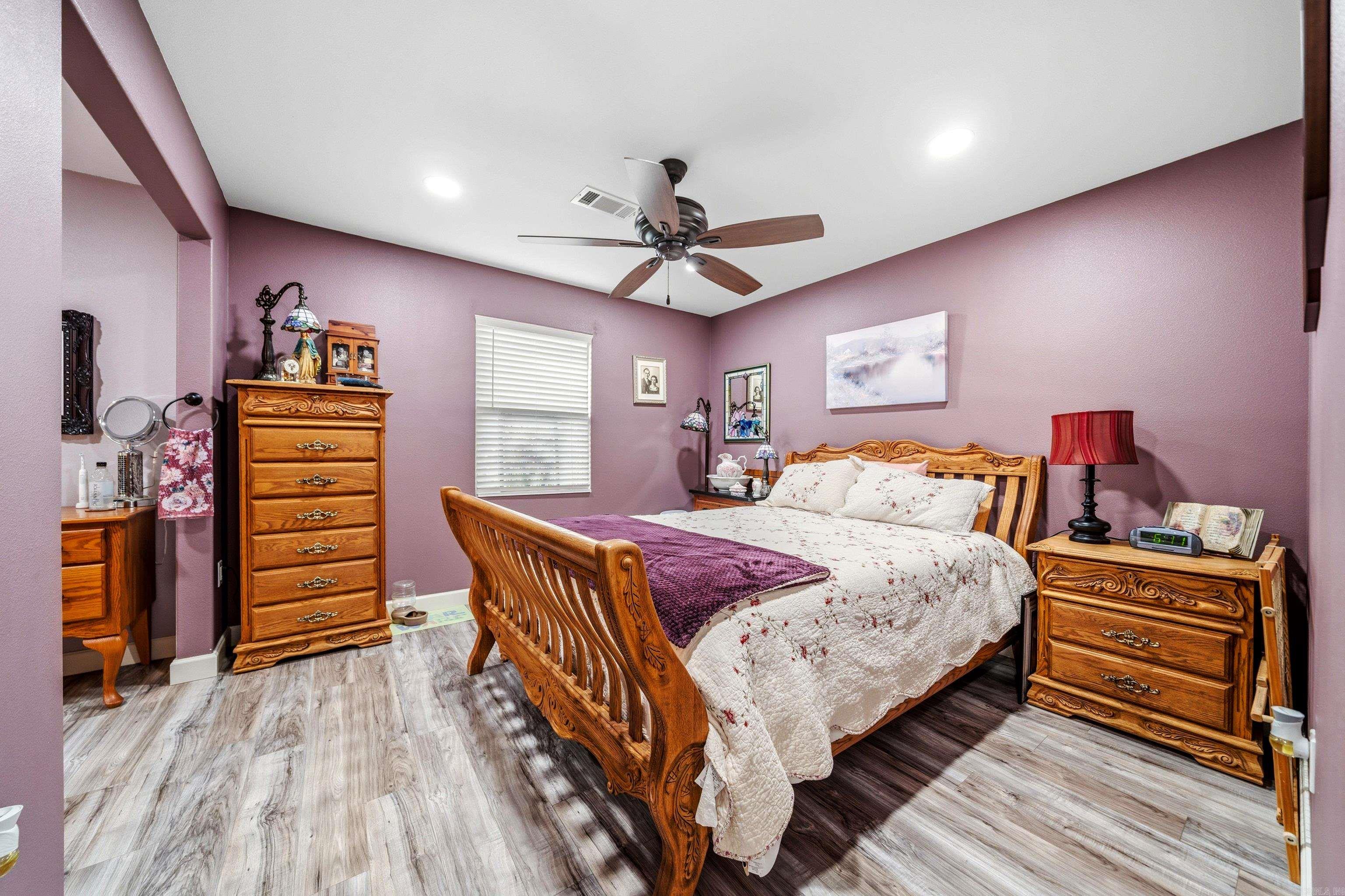 NELSON & BRIAN - Residential