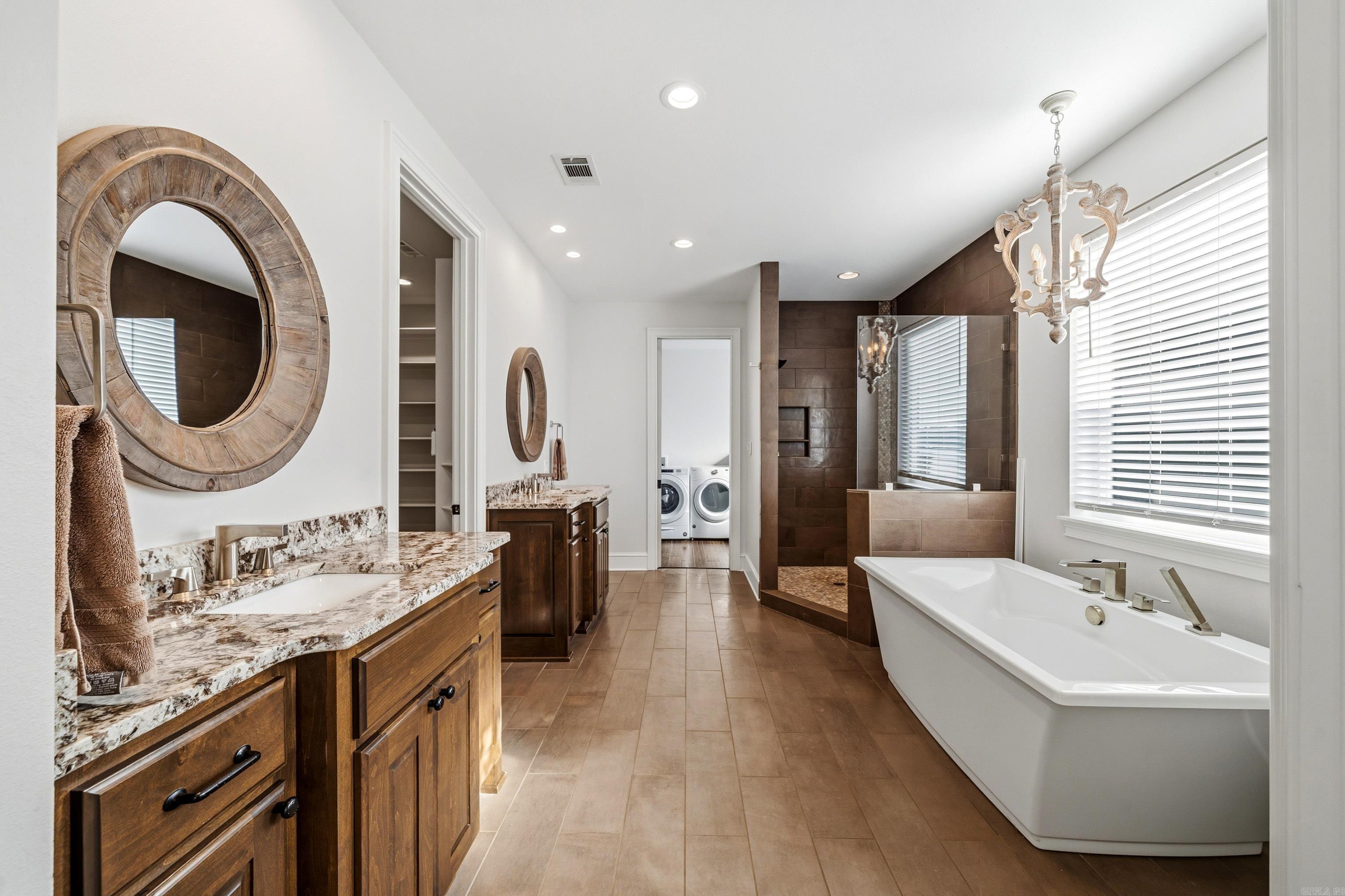 NELSON & BRIAN - Residential