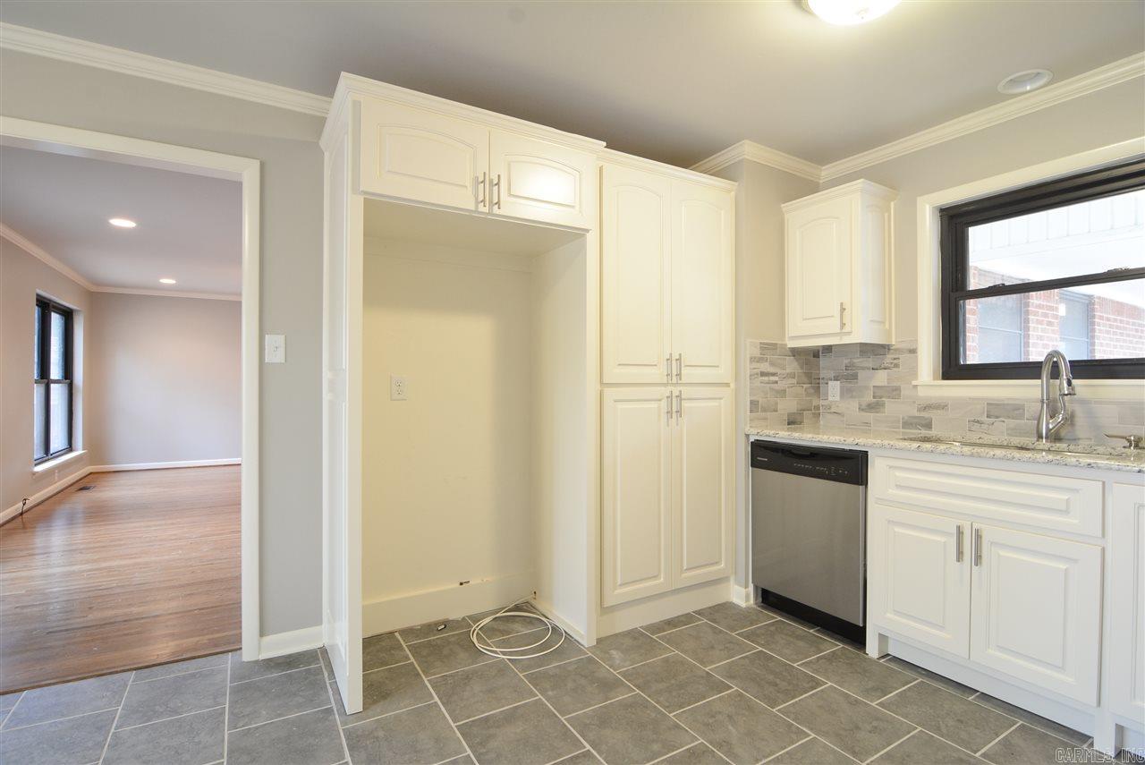 INDIAN HILLS - Residential