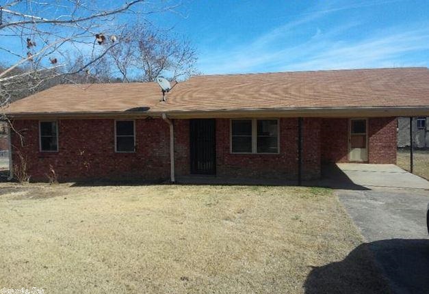 Great 3br/1ba home.  Fenced yard and water frontage.  HUD Owned property For Sale.  For information on bidding, Earnest Money procedures and more, visit:  www.HUDHomestore.com.  Please refer to HUDHomeStore.com for the most recent bidding period details and information on this property.  Property is Sold “AS IS”.  All Offers are to be submitted electronically at:  www.HUDHomeStore.com.  (SEE AGENT CONFIDENTIAL REMARKS FOR FURTHER INSTRUCTIONS)
