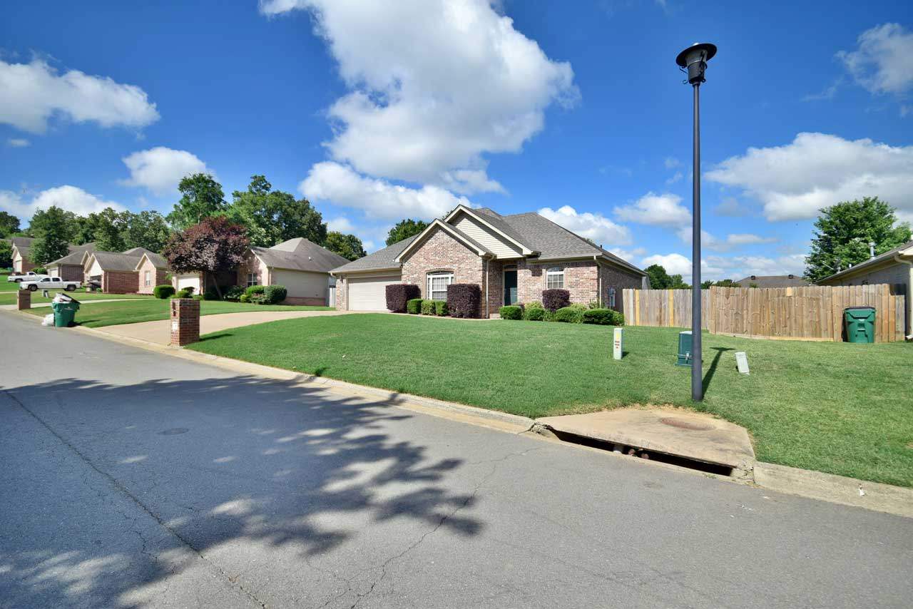 Magness Creek - Residential