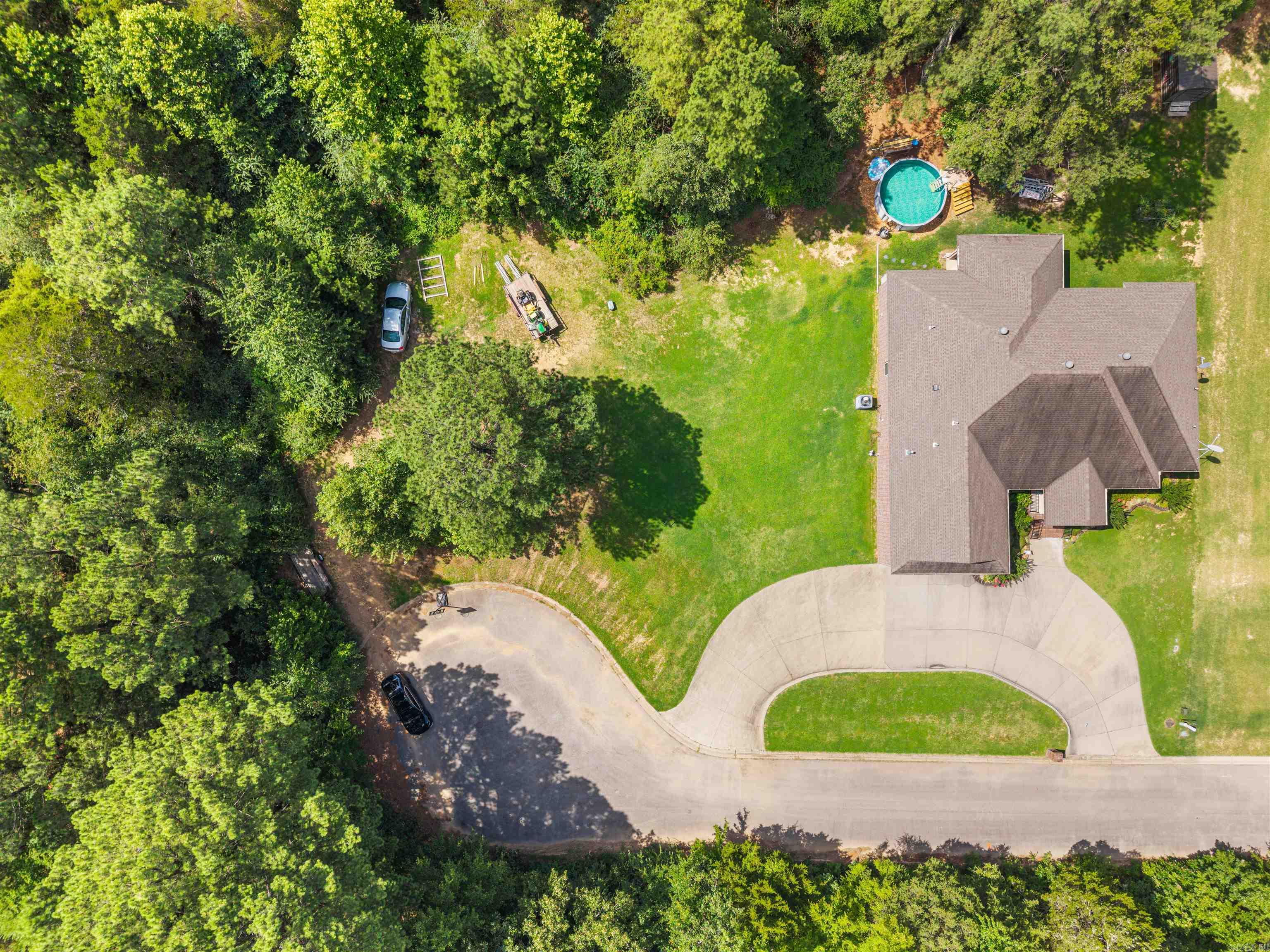 Valley Court - Land
