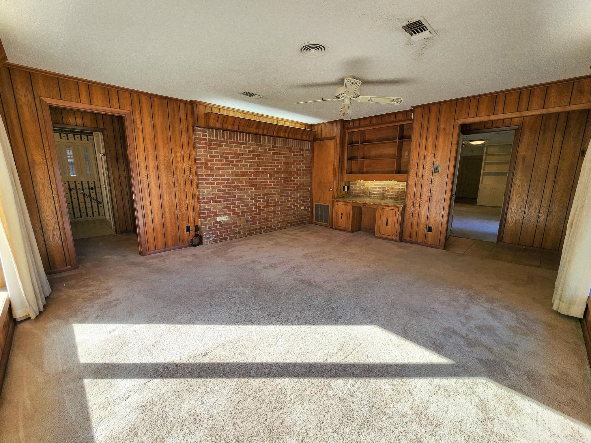 THOMPSON HEIGHTS 4TH S-D - Residential