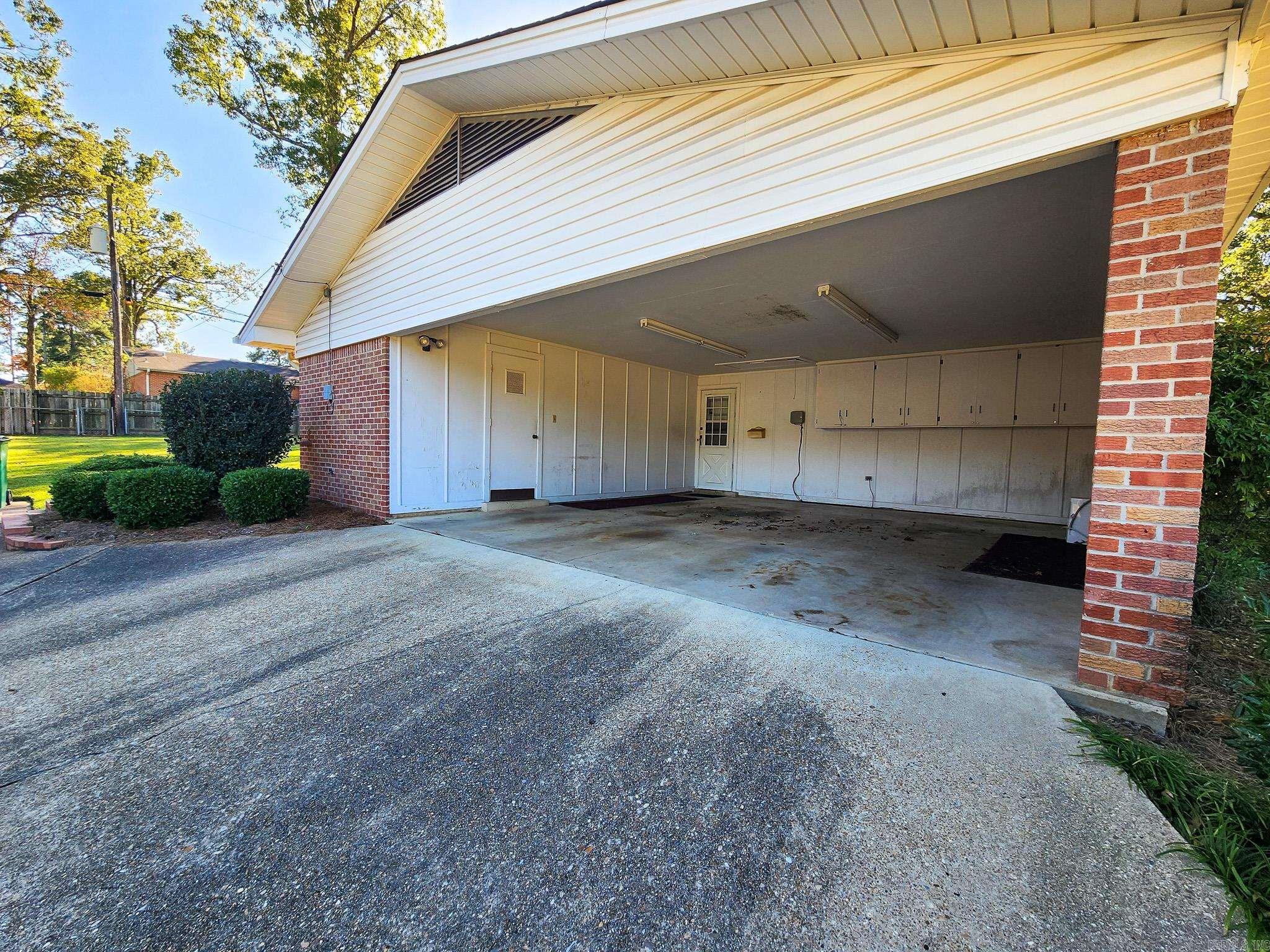 THOMPSON HEIGHTS 4TH S-D - Residential