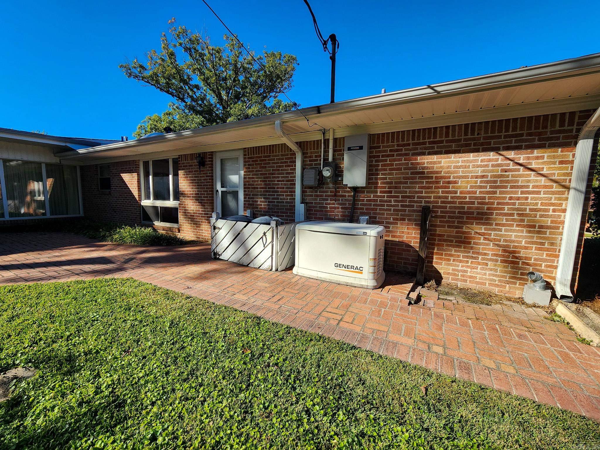 THOMPSON HEIGHTS 4TH S-D - Residential
