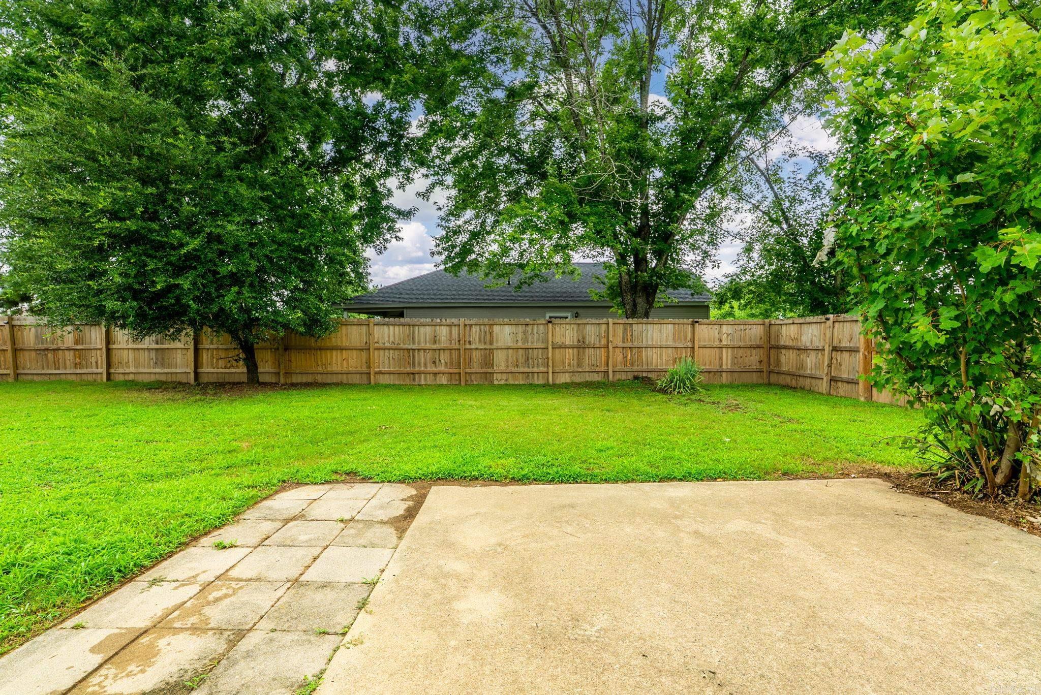 DEERFIELD ESTATES - Residential