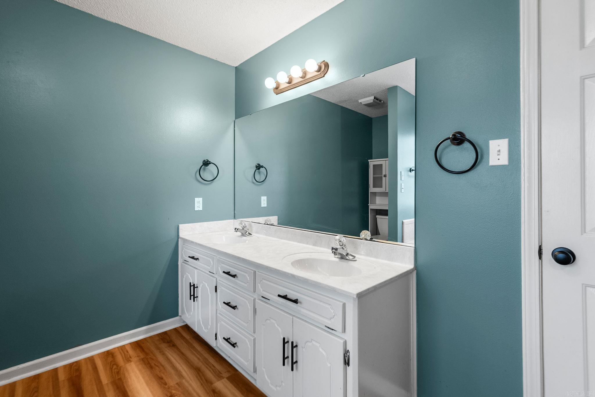 DEERFIELD ESTATES - Residential