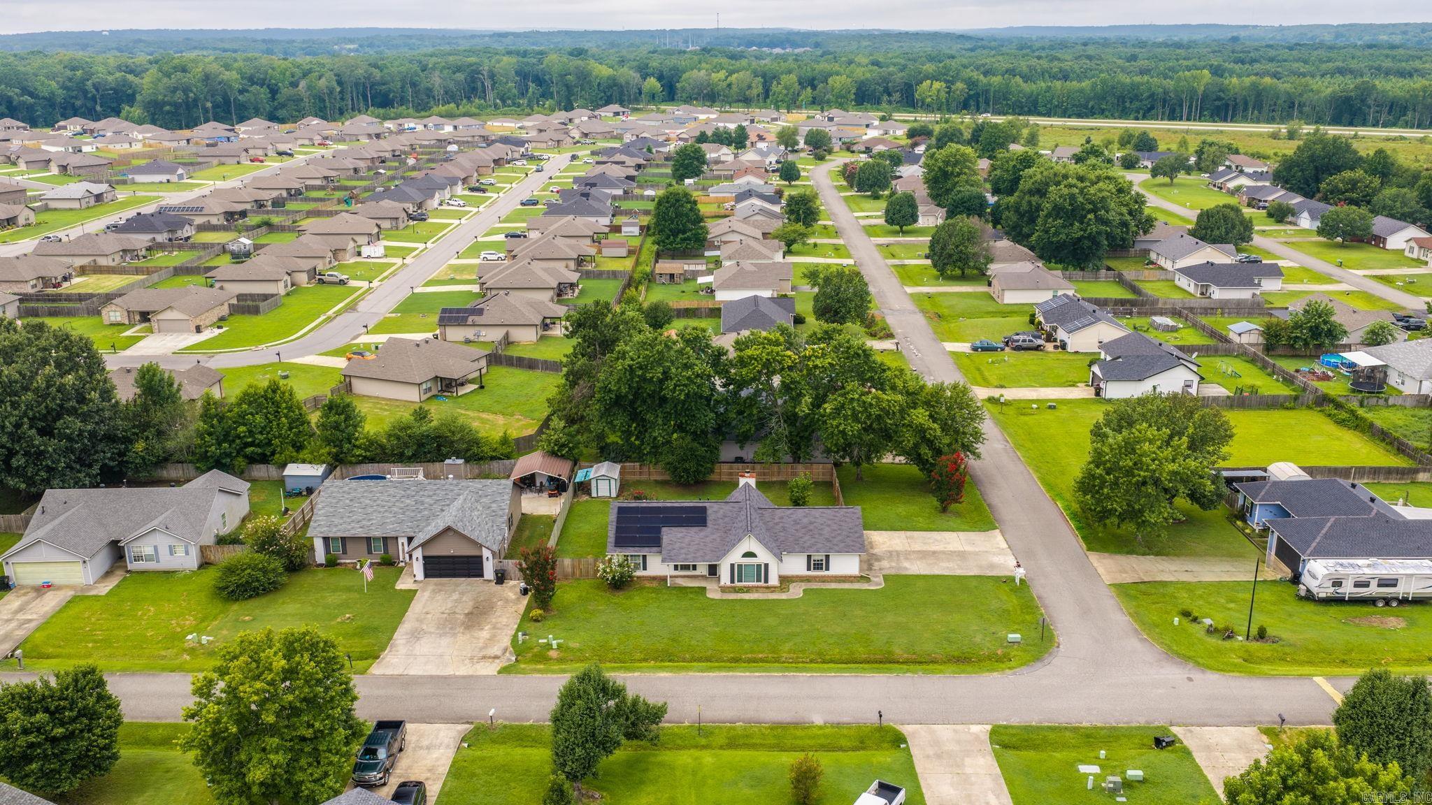 DEERFIELD ESTATES - Residential
