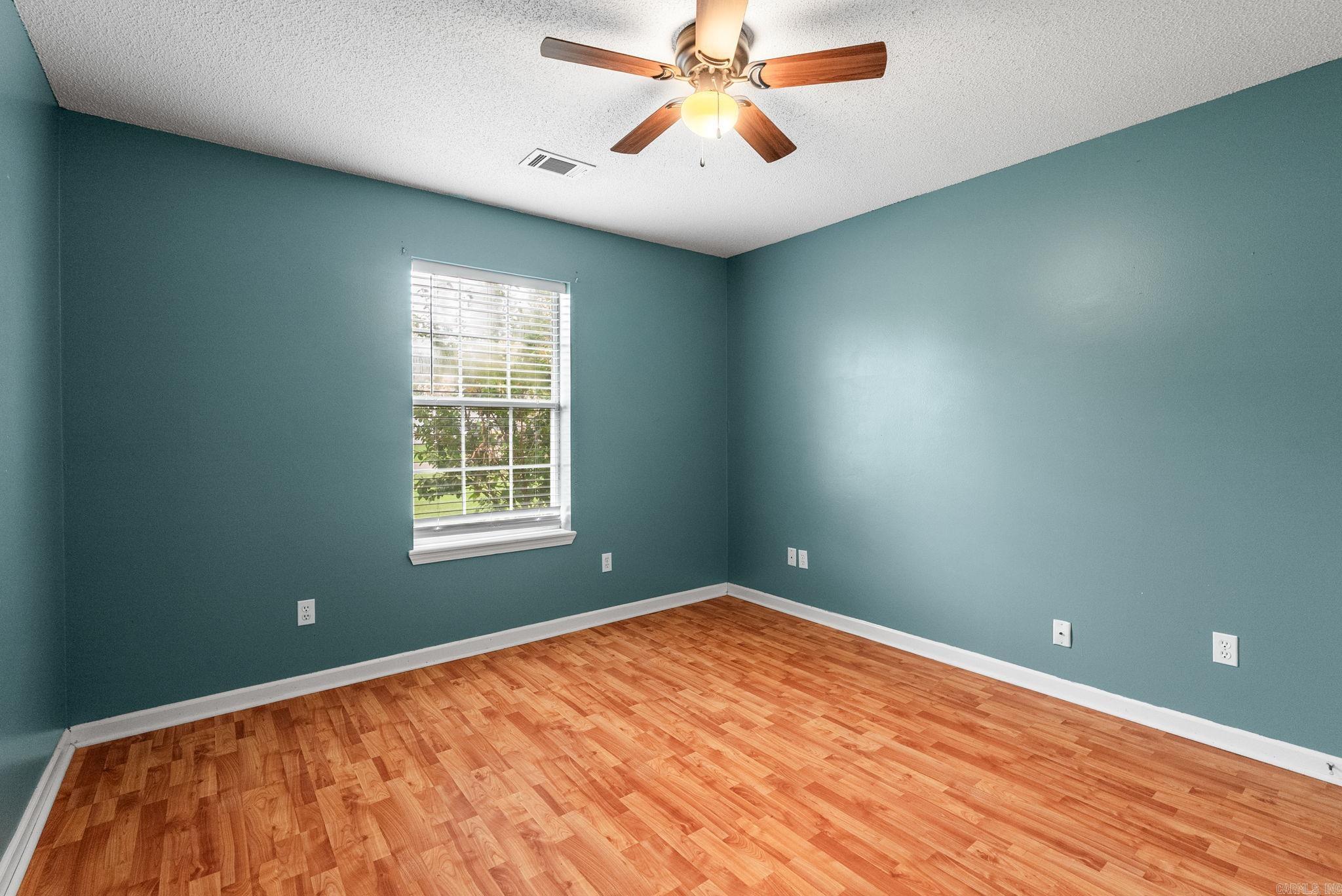 DEERFIELD ESTATES - Residential