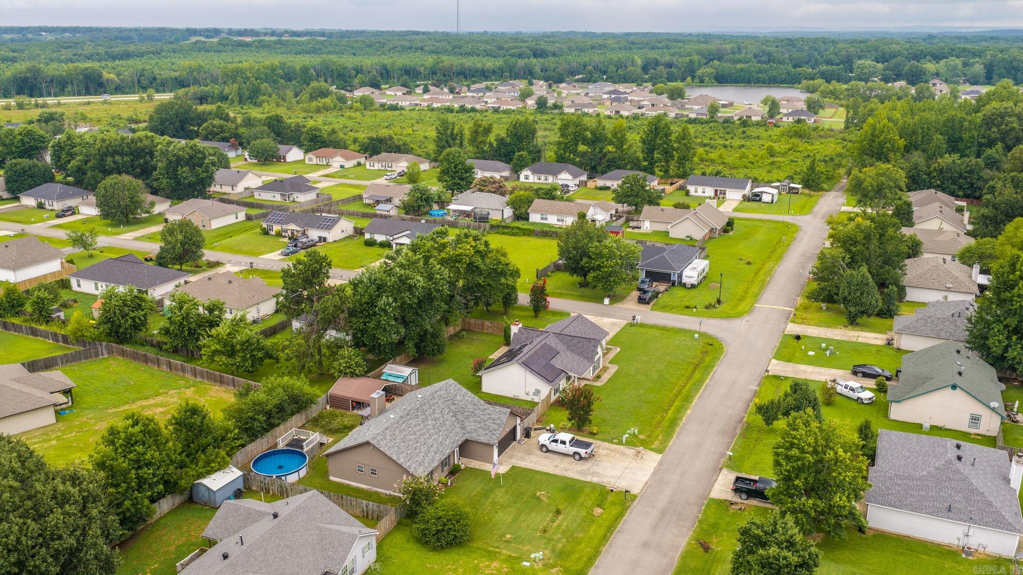 DEERFIELD ESTATES - Residential