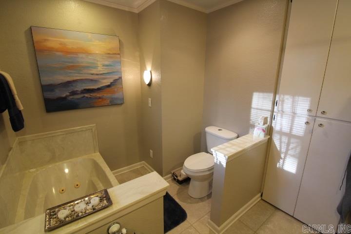 MAUMELLE CLUB MANOR TO CRYSTAL - Residential