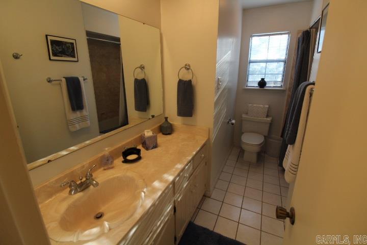 MAUMELLE CLUB MANOR TO CRYSTAL - Residential