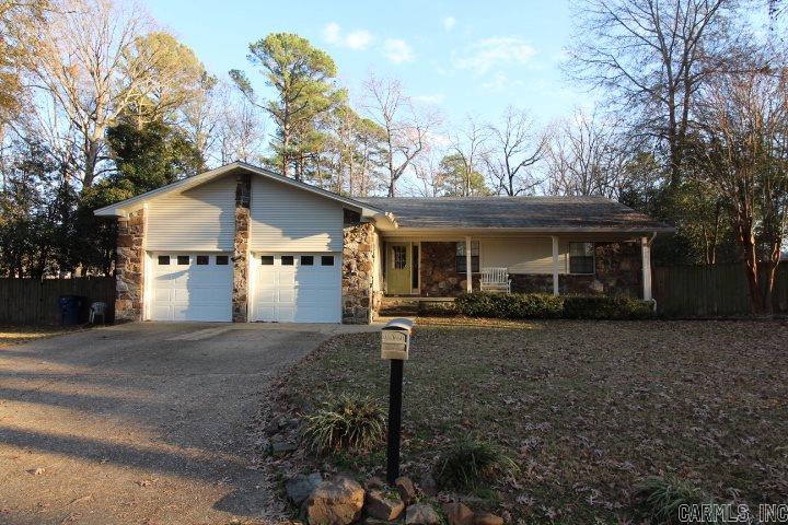 This Beautiful one level 3340 sq ft home is a rare find! Nestled in a cul-de-sac on an over-sized lot the home has so much to offer. Upon entering you will find Vaulted ceilings with an open & spacious split floor plan. With many updates throughout you will be able to see the care that has been given to the home! With 5 bedrooms, 3.5 baths, Office, a huge heated & cooled sunroom, a separate screened in porch. your family will have plenty of room with an inground pool.Seller is offering 2k in floor allowance