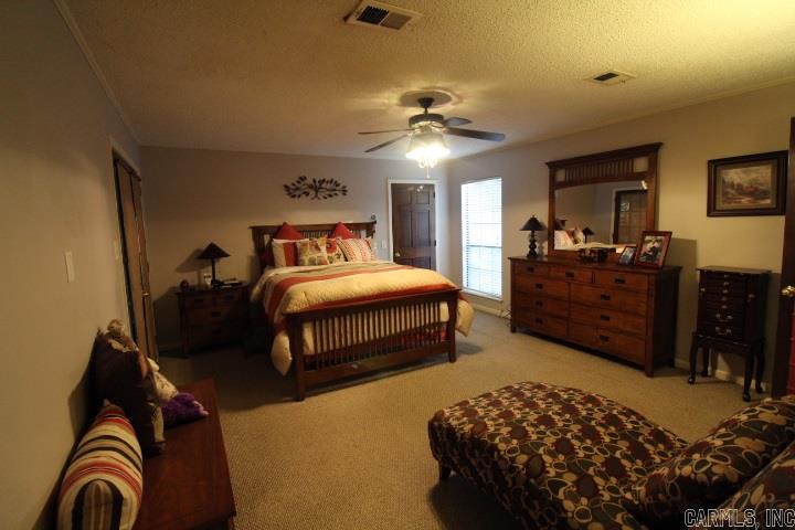 MAUMELLE CLUB MANOR TO CRYSTAL - Residential