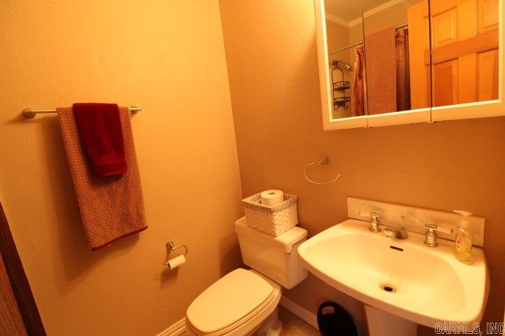 MAUMELLE CLUB MANOR TO CRYSTAL - Residential